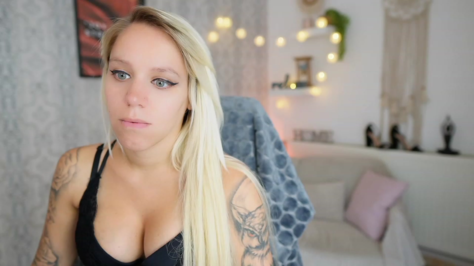Gallery image thumbnail from Cherry__Blond's myfreecams stream on, 08/19/2023, 10:56 image 11 of 20