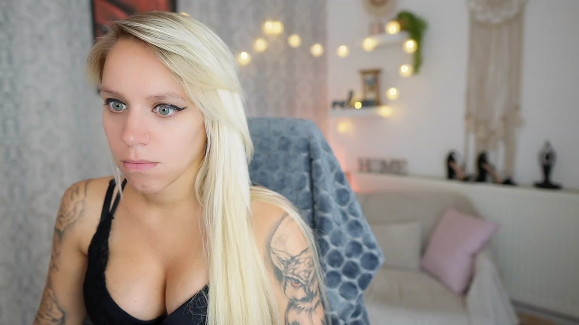 Gallery image thumbnail from Cherry__Blond's myfreecams stream on, 08/19/2023, 10:56 image 12 of 20