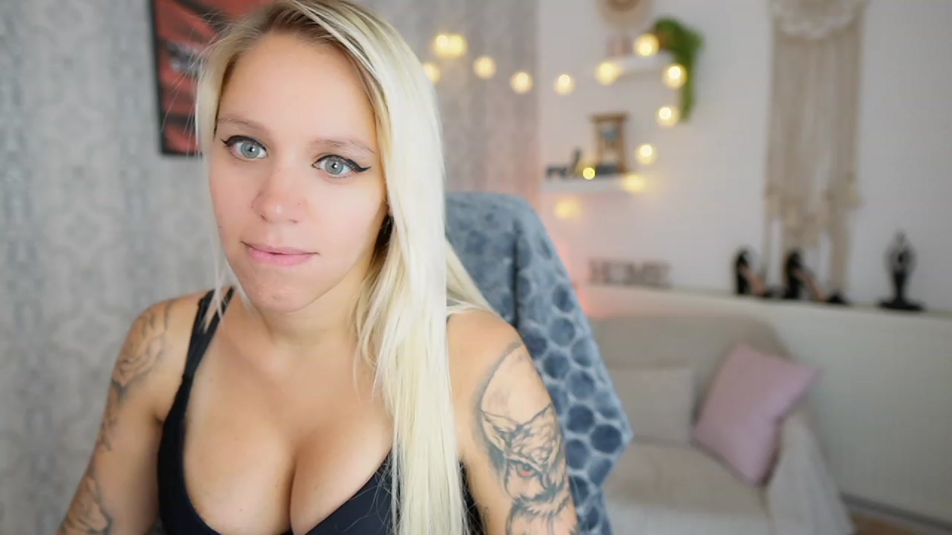 Gallery image thumbnail from Cherry__Blond's myfreecams stream on, 08/19/2023, 11:46 image 10 of 20