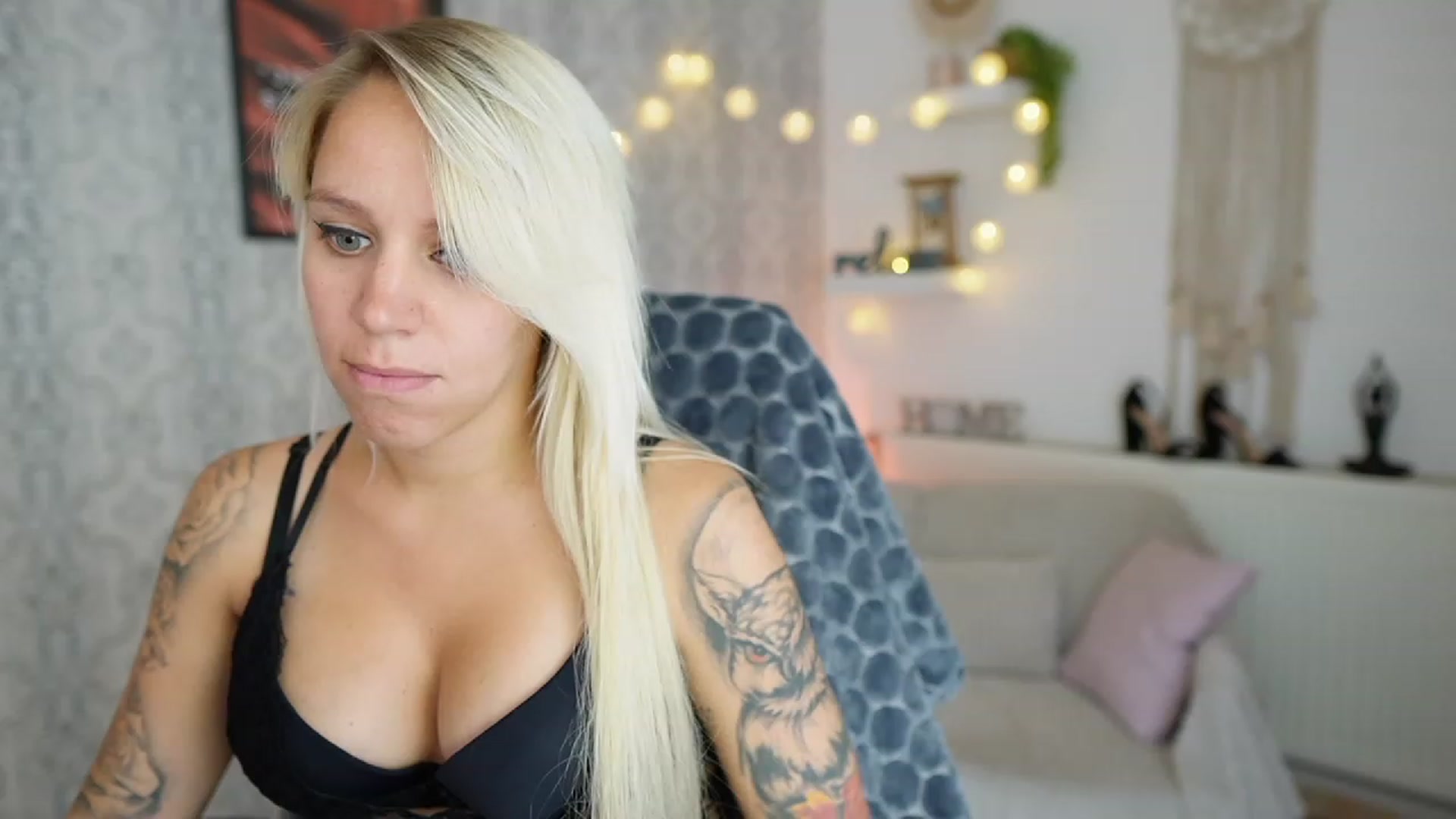 Gallery image thumbnail from Cherry__Blond's myfreecams stream on, 08/19/2023, 12:37 image 10 of 20