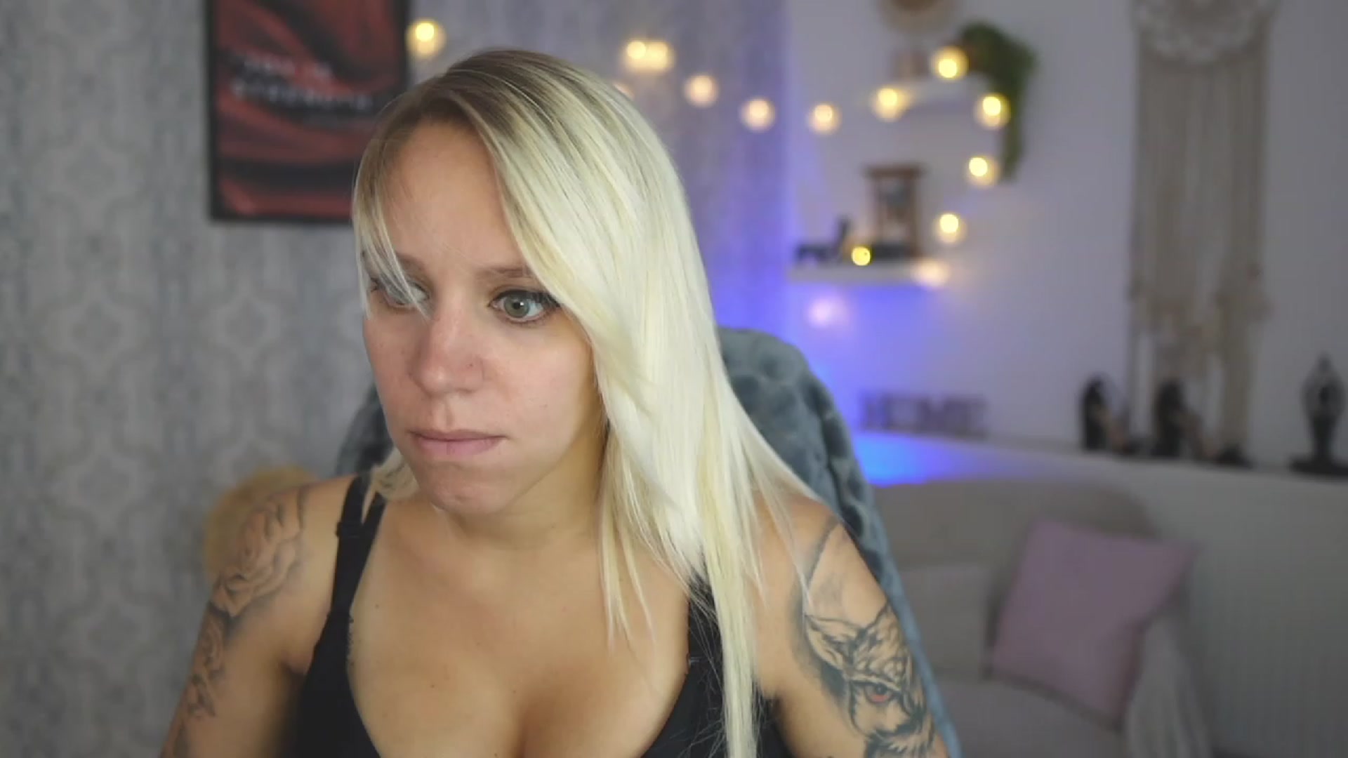 Gallery image thumbnail from Cherry__Blond's myfreecams stream on, 08/27/2023, 10:06 image 7 of 20