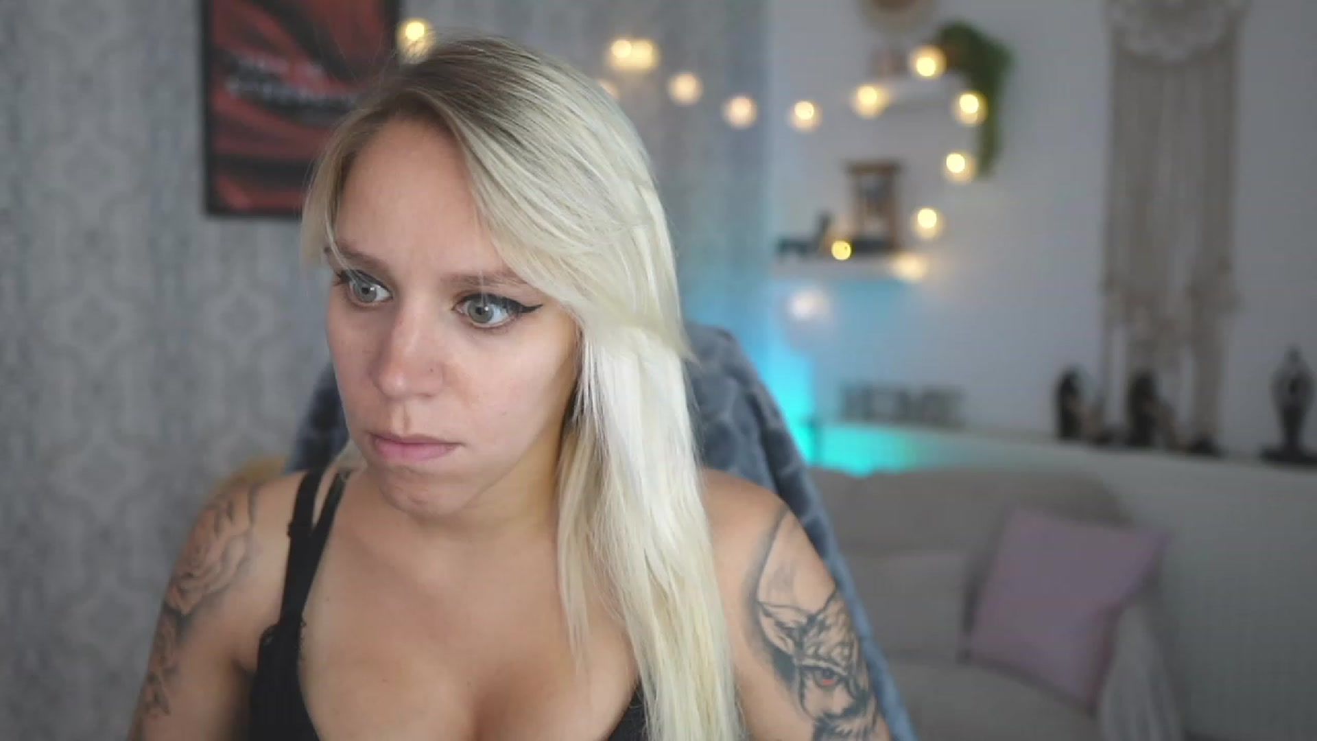 Gallery image thumbnail from Cherry__Blond's myfreecams stream on, 08/27/2023, 10:06 image 16 of 20