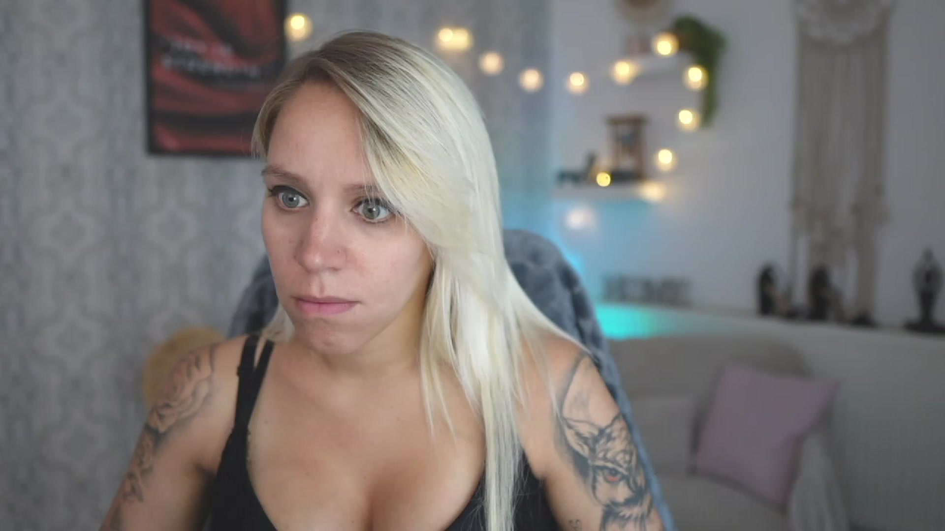 Gallery image thumbnail from Cherry__Blond's myfreecams stream on, 08/27/2023, 10:06 image 5 of 20