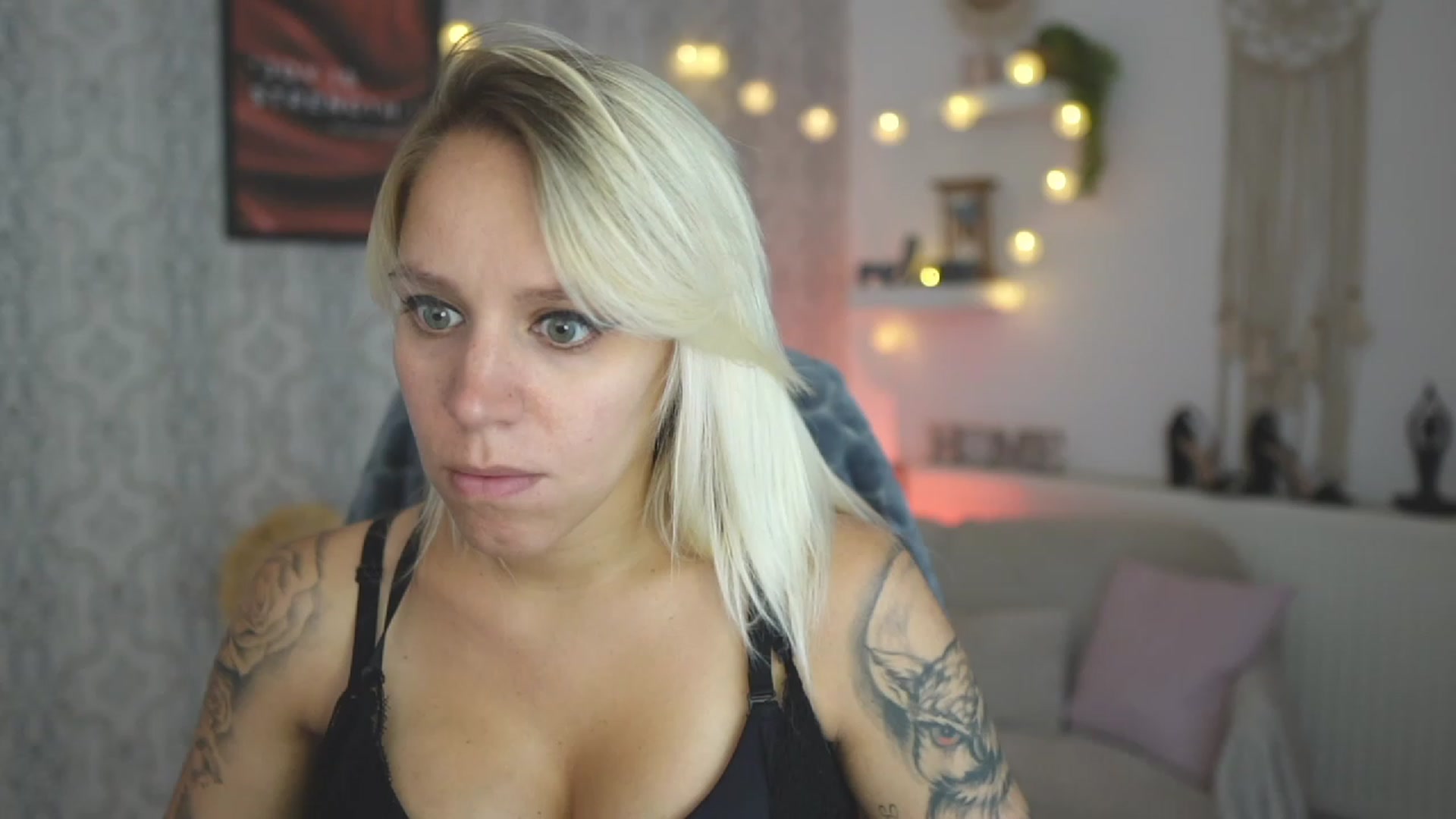 Gallery image thumbnail from Cherry__Blond's myfreecams stream on, 08/27/2023, 11:17 image 3 of 20