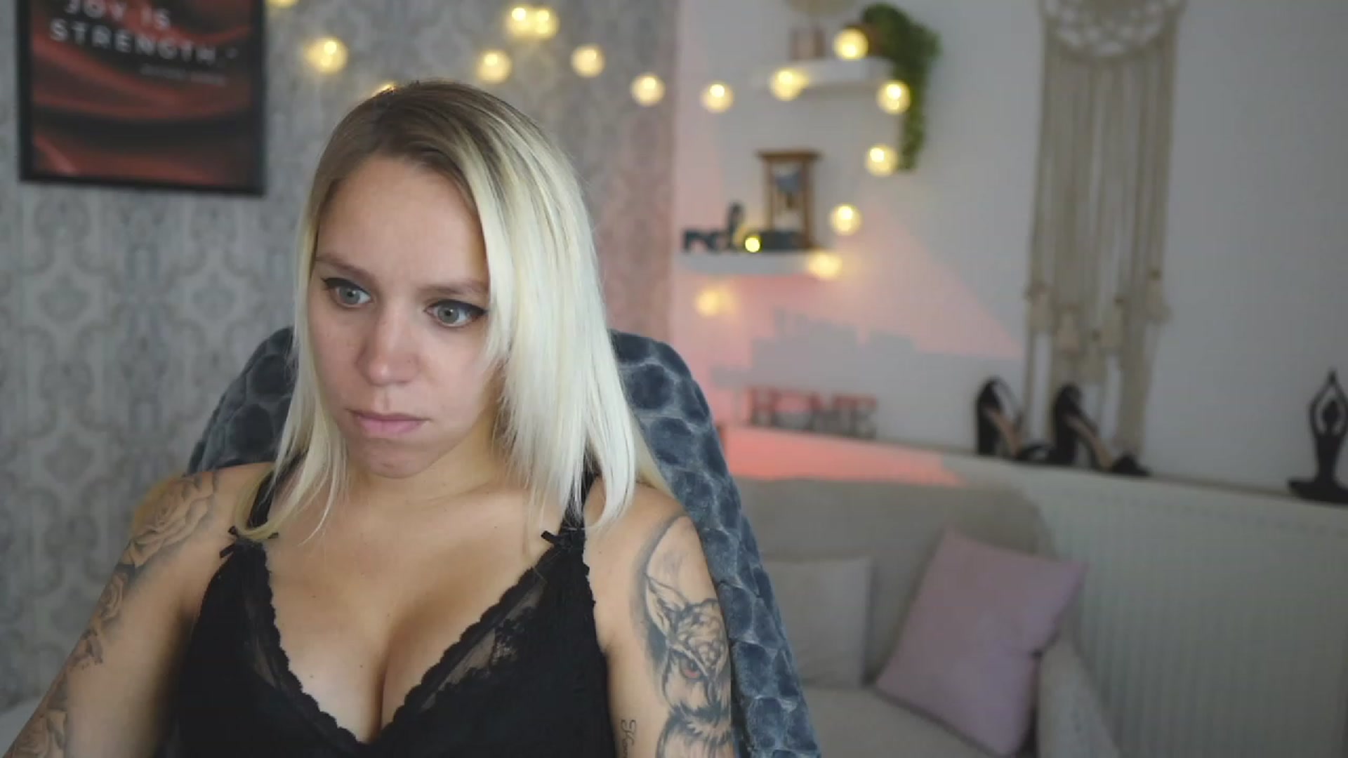 Gallery image thumbnail from Cherry__Blond's myfreecams stream on, 08/31/2023, 08:49 image 2 of 20