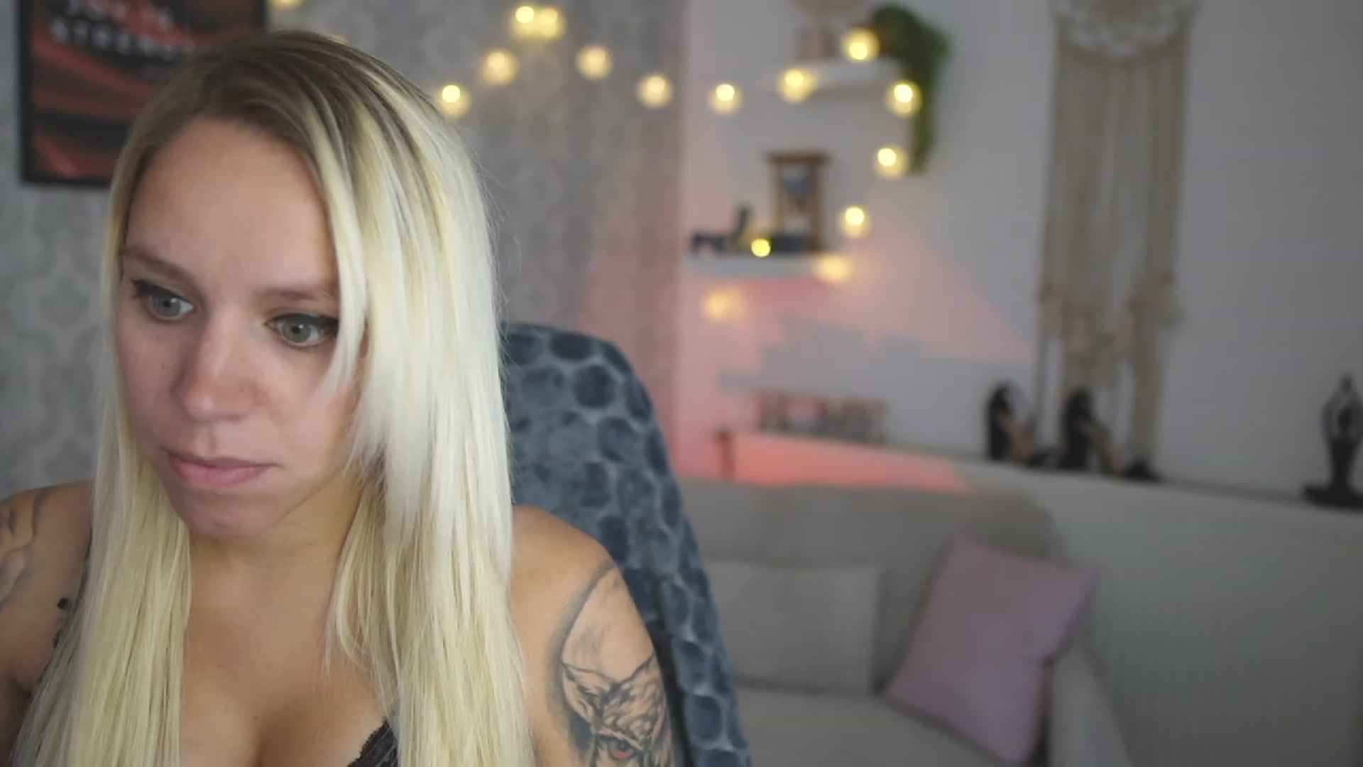 Gallery image thumbnail from Cherry__Blond's myfreecams stream on, 08/31/2023, 08:49 image 9 of 20