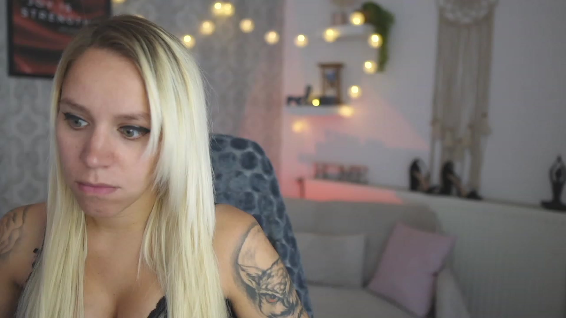 Gallery image thumbnail from Cherry__Blond's myfreecams stream on, 08/31/2023, 08:49 image 10 of 20