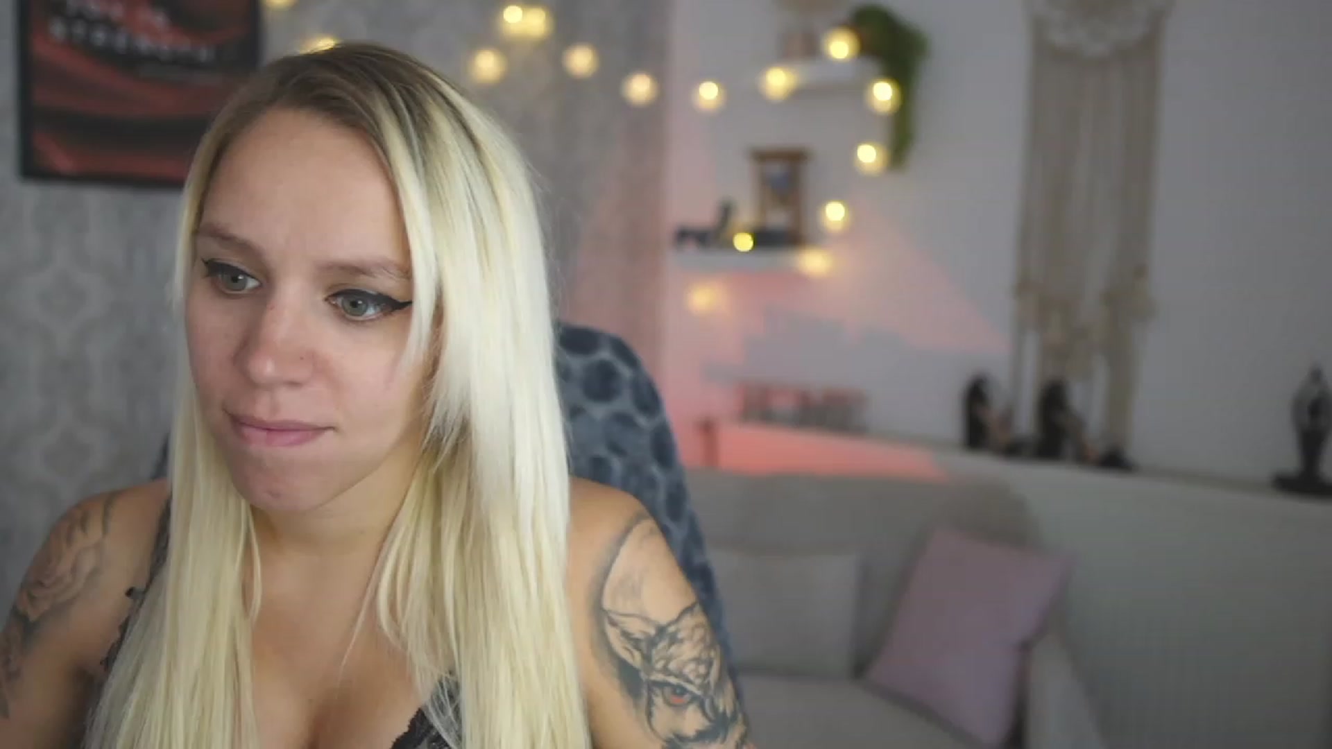 Gallery image thumbnail from Cherry__Blond's myfreecams stream on, 08/31/2023, 08:49 image 13 of 20