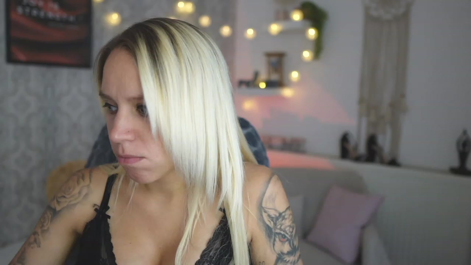 Gallery image thumbnail from Cherry__Blond's myfreecams stream on, 08/31/2023, 12:36 image 11 of 20