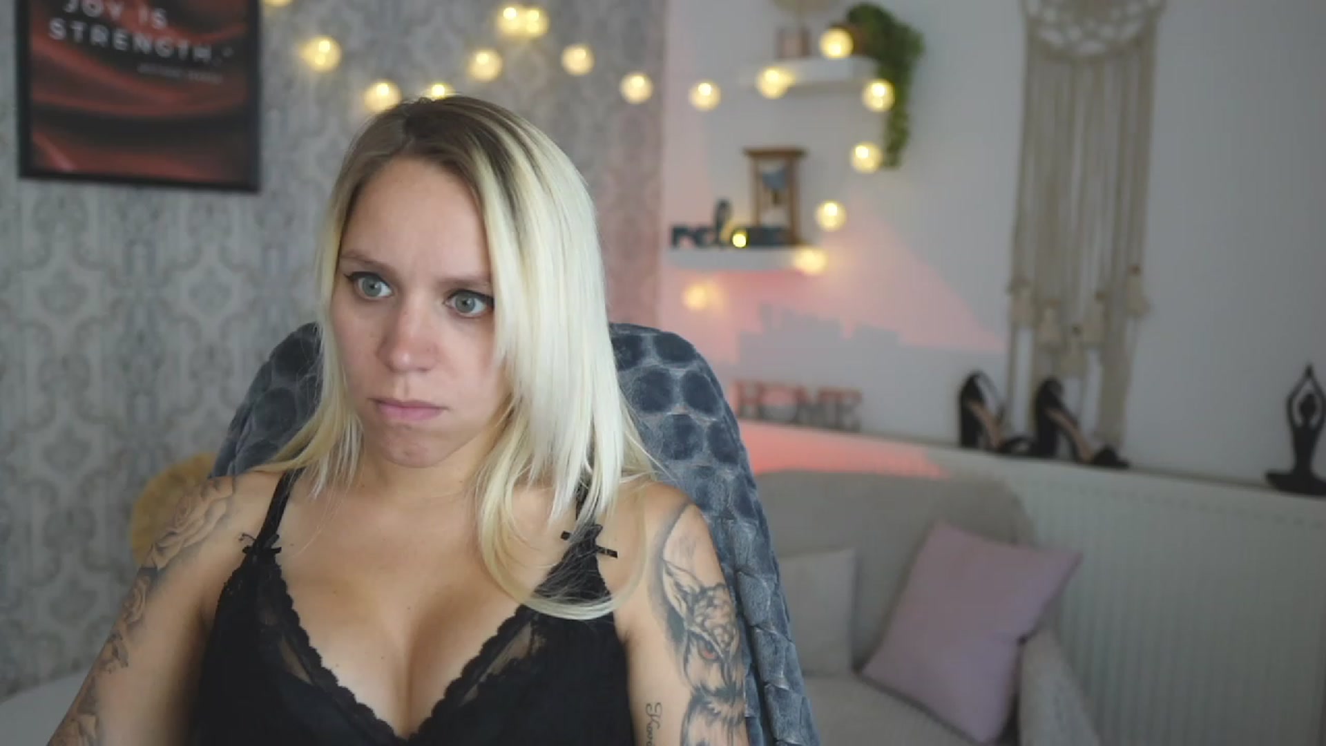 Gallery image thumbnail from Cherry__Blond's myfreecams stream on, 08/31/2023, 12:36 image 1 of 20