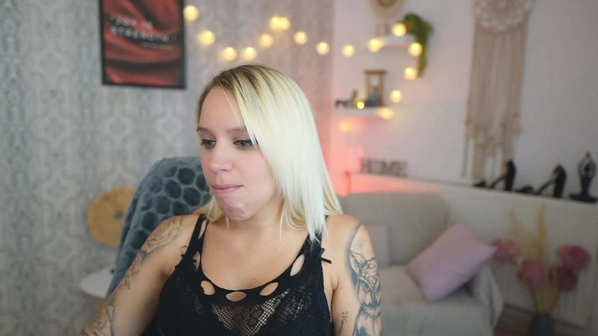 Gallery image thumbnail from Cherry__Blond's myfreecams stream on, 09/08/2023, 12:47 image 4 of 20