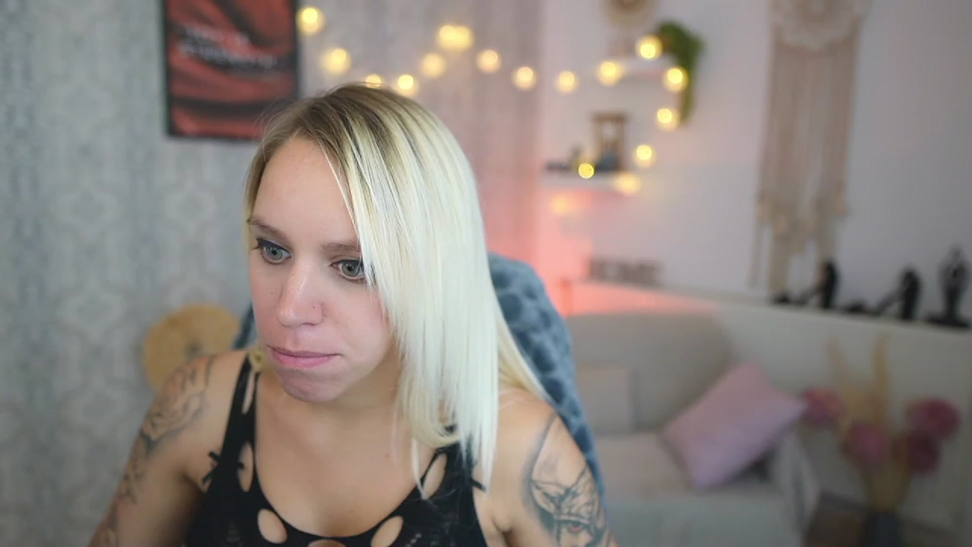Gallery image thumbnail from Cherry__Blond's myfreecams stream on, 09/08/2023, 12:47 image 10 of 20