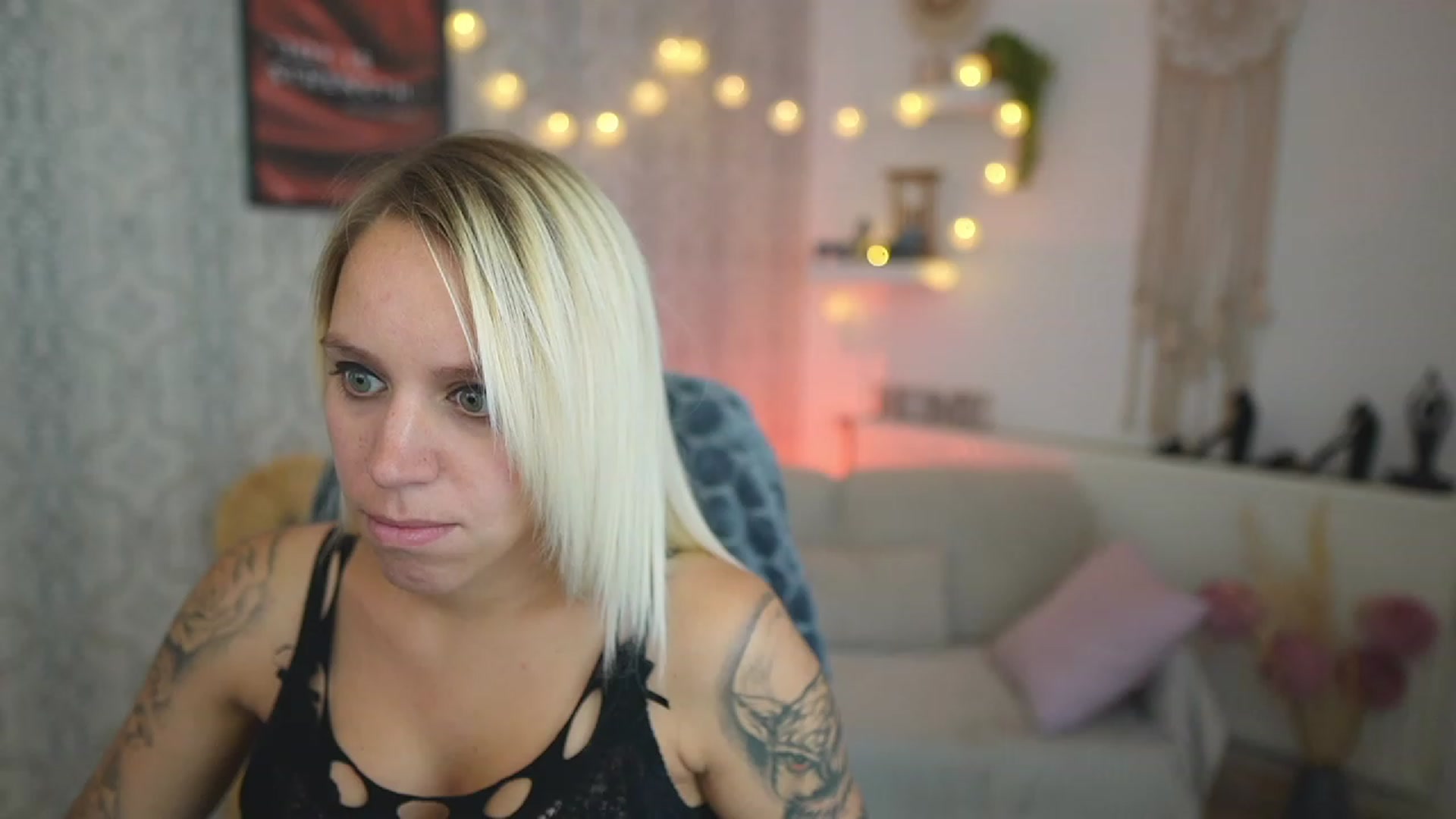 Gallery image thumbnail from Cherry__Blond's myfreecams stream on, 09/08/2023, 12:47 image 1 of 20