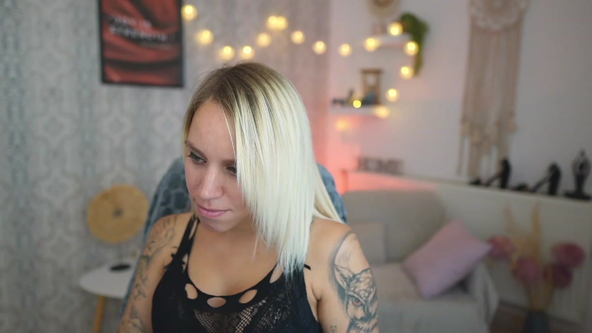 Gallery image thumbnail from Cherry__Blond's myfreecams stream on, 09/08/2023, 12:47 image 6 of 20