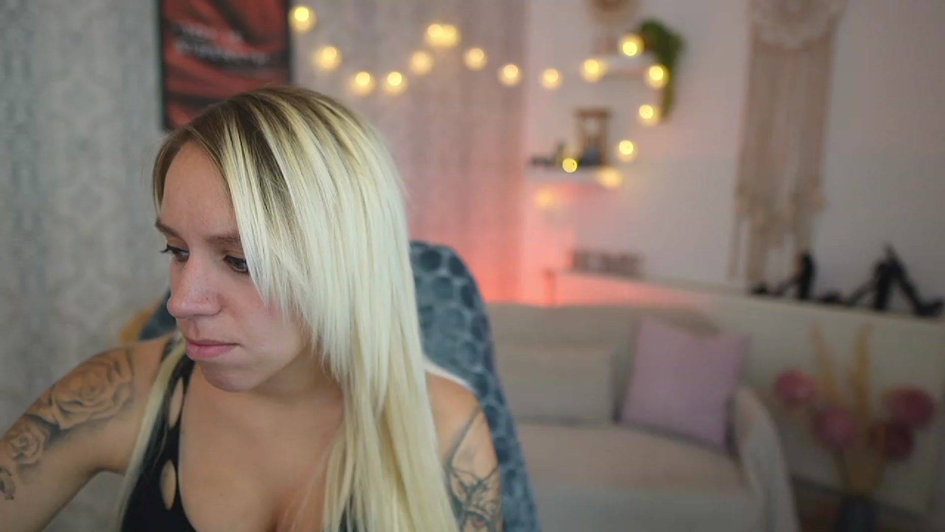 Gallery image thumbnail from Cherry__Blond's myfreecams stream on, 09/11/2023, 08:56 image 18 of 20