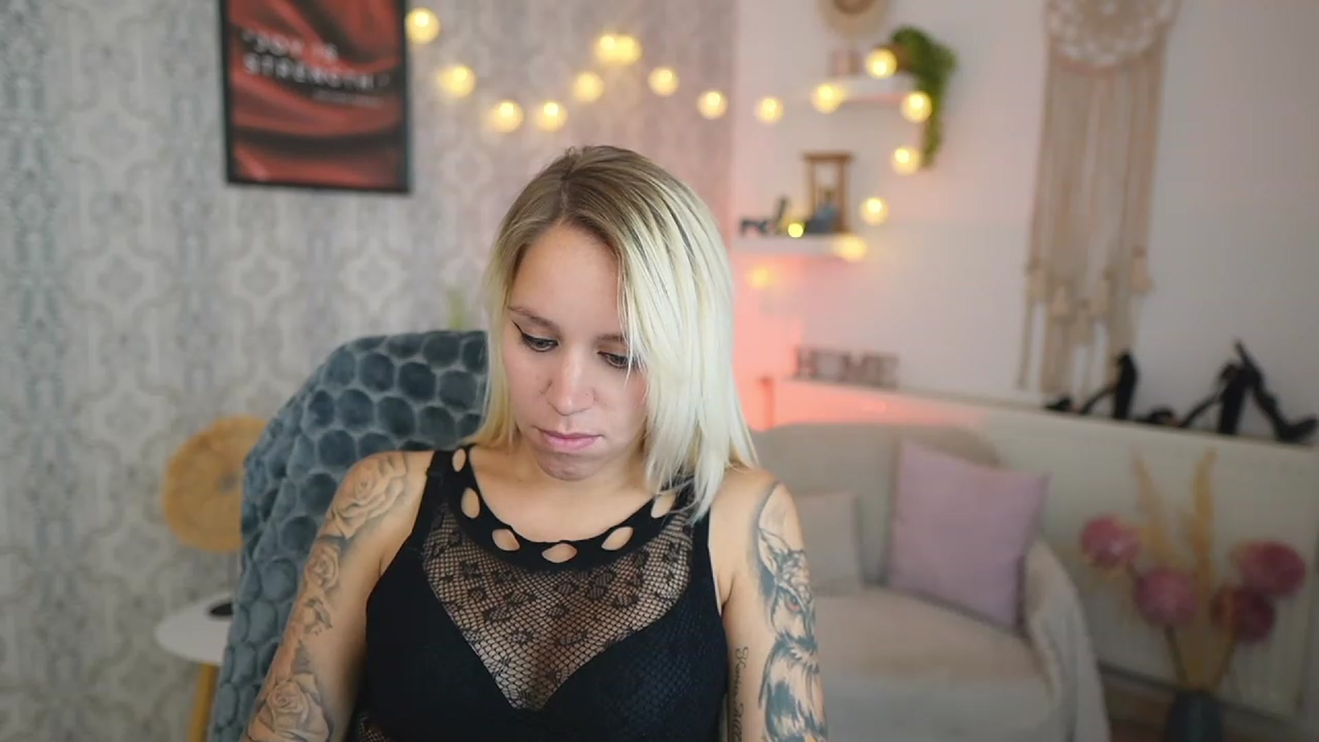 Gallery image thumbnail from Cherry__Blond's myfreecams stream on, 09/11/2023, 12:39 image 17 of 20