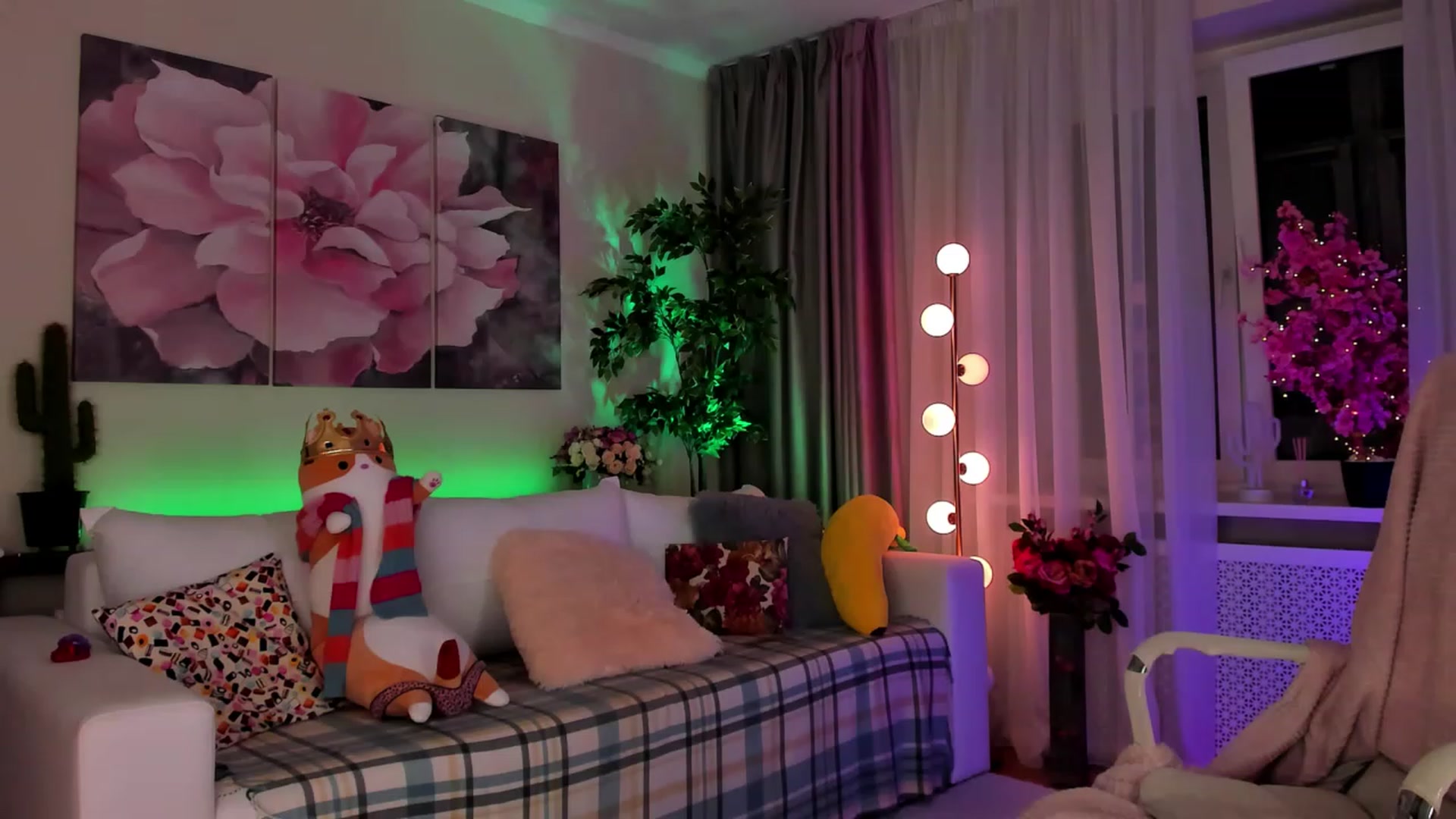 Gallery image thumbnail from Cherry__sugar's myfreecams stream on, 01/06/2023, 17:41 image 7 of 20