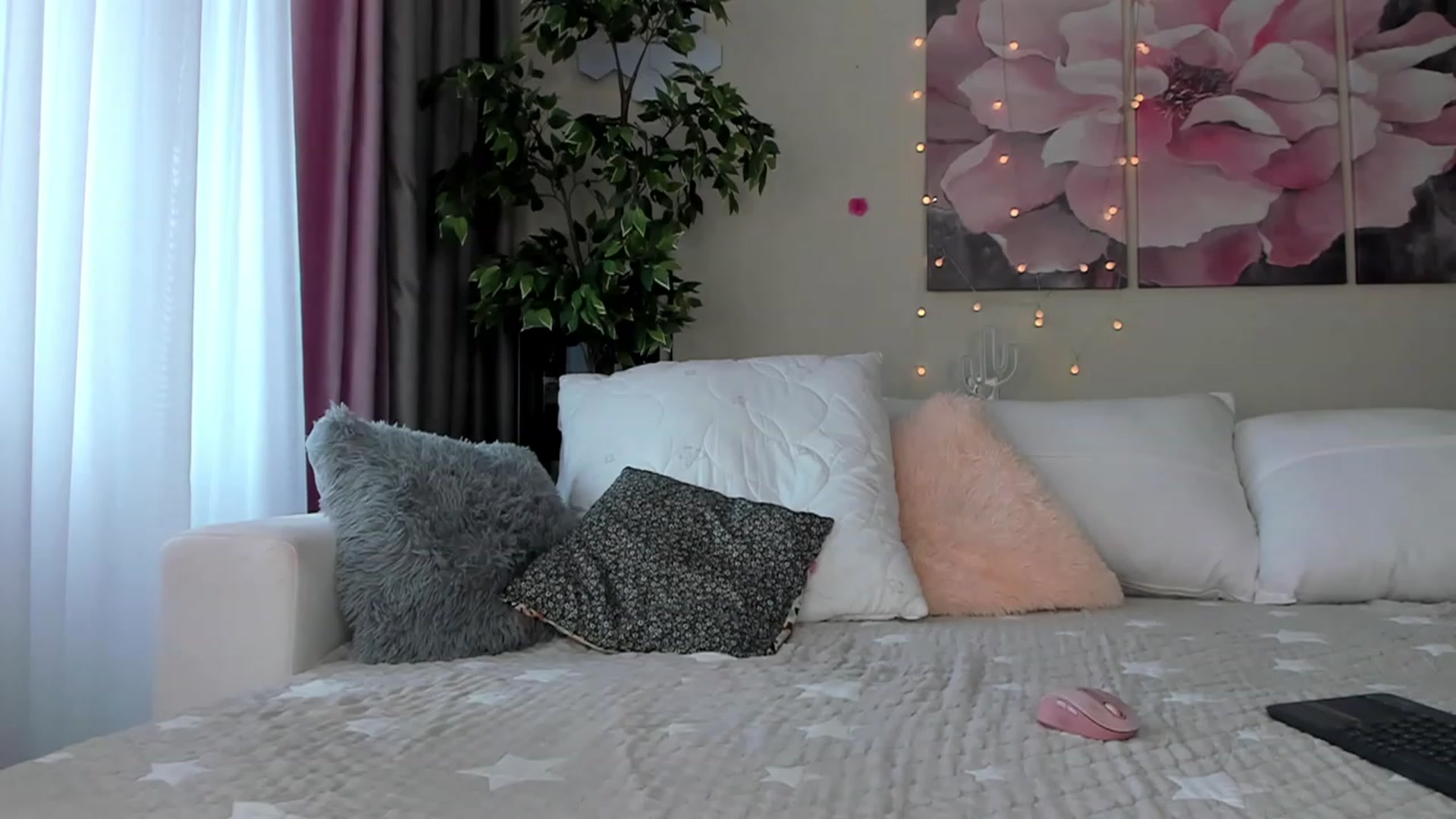 Gallery image thumbnail from Cherry__sugar's myfreecams stream on, 07/08/2023, 13:13 image 20 of 20