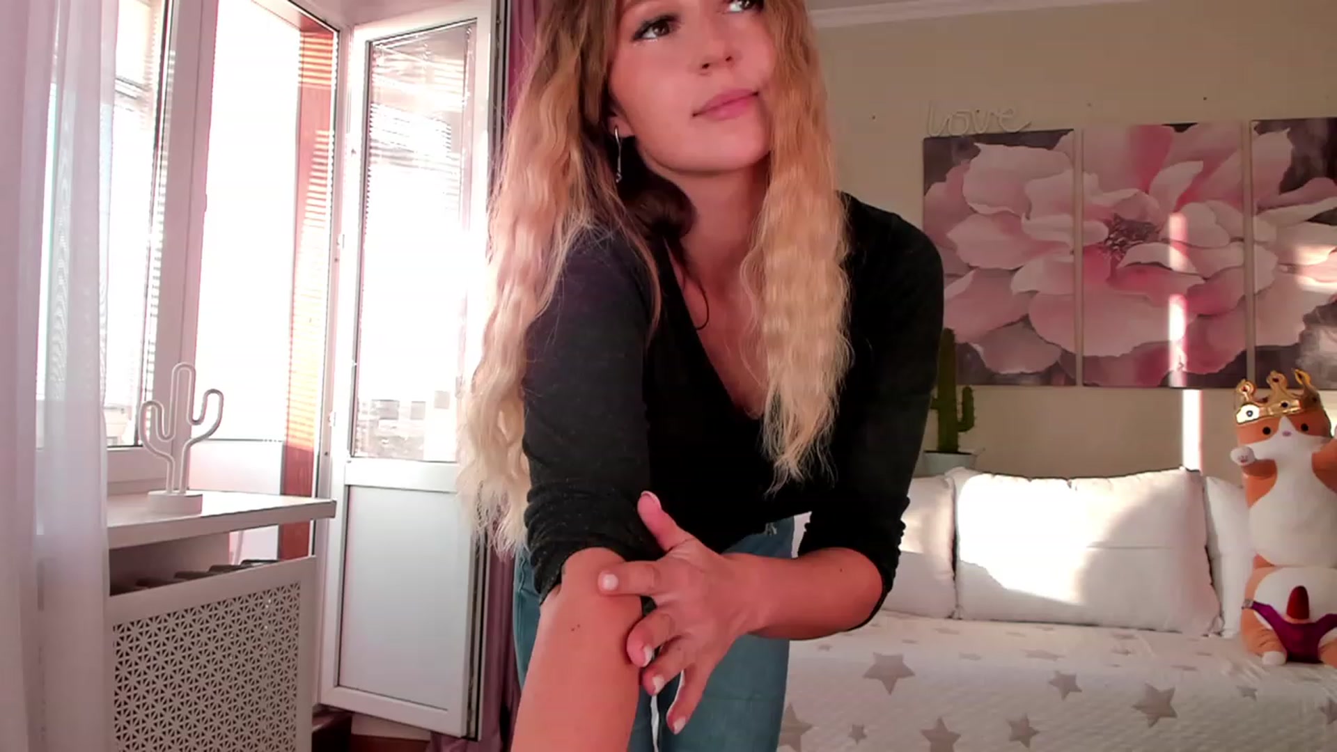 Gallery image thumbnail from Cherry__sugar's myfreecams stream on, 08/14/2023, 16:55 image 12 of 20