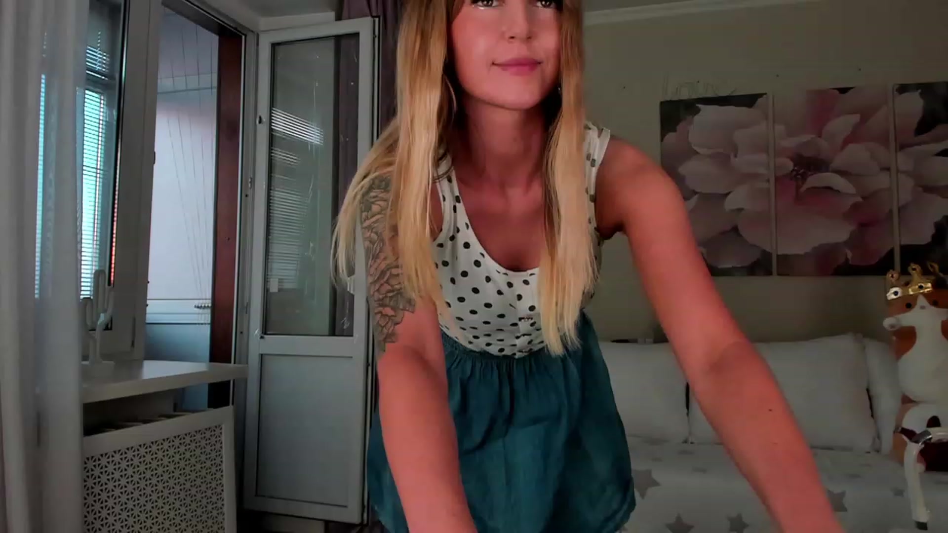 Gallery image thumbnail from Cherry__sugar's myfreecams stream on, 08/16/2023, 17:22 image 10 of 20