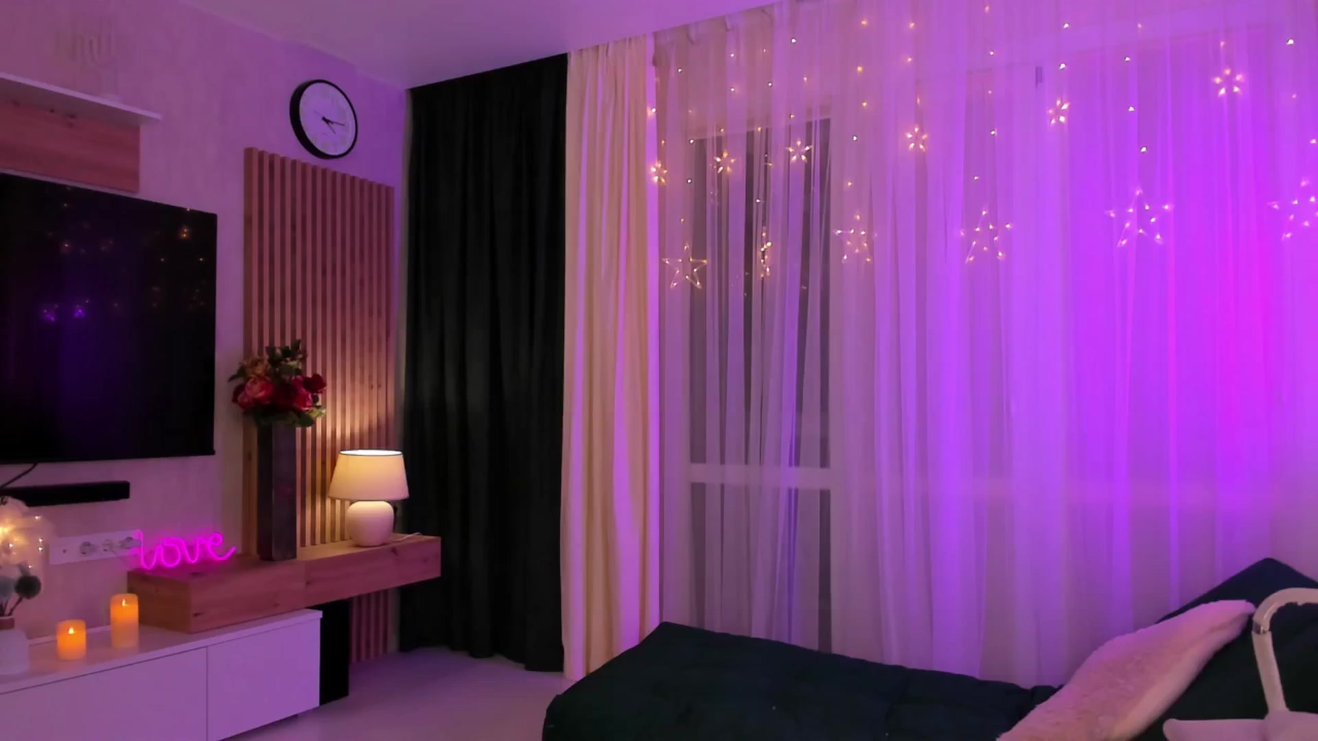 Gallery image thumbnail from Cherry__sugar's myfreecams stream on, 12/15/2024, 16:56 image 18 of 20