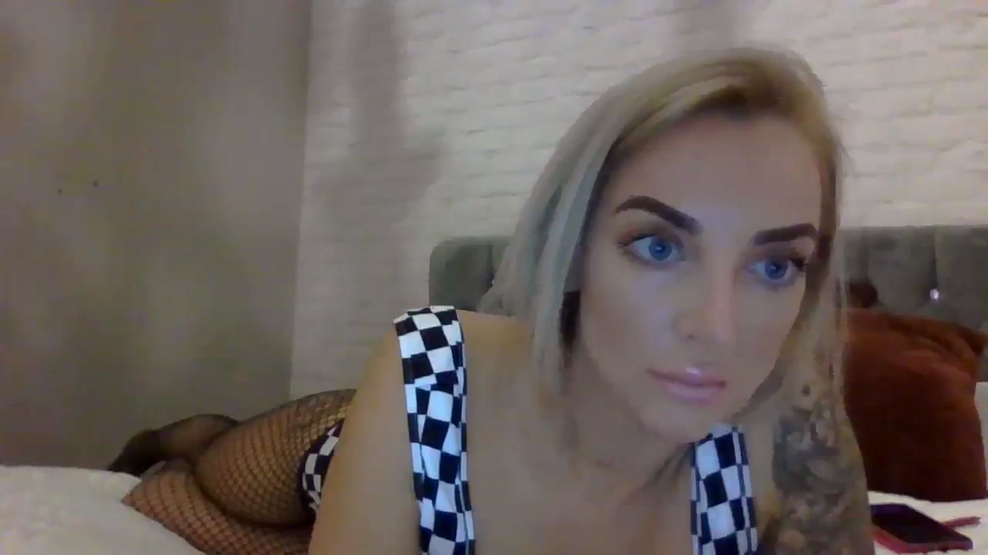 Gallery image thumbnail from Cherry_sour's myfreecams stream on, 11/02/2023, 11:17 image 19 of 20