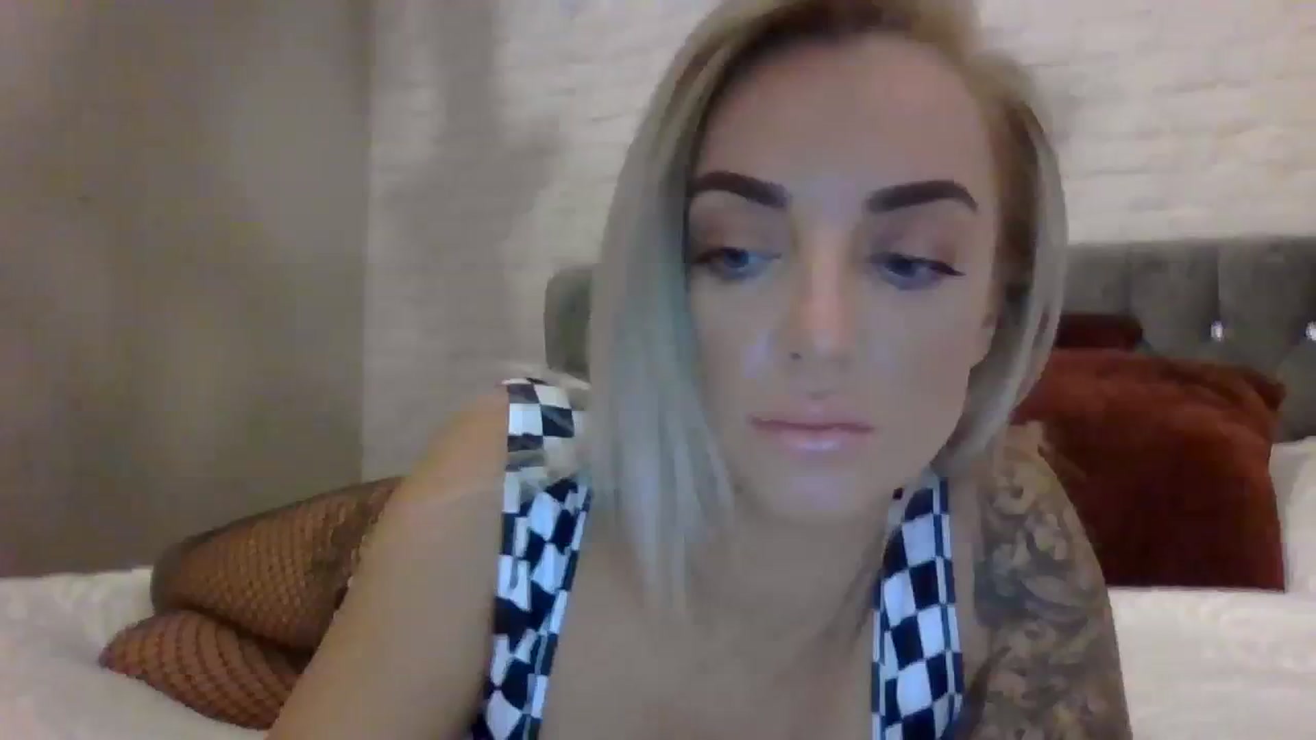 Gallery image thumbnail from Cherry_sour's myfreecams stream on, 11/02/2023, 11:17 image 8 of 20