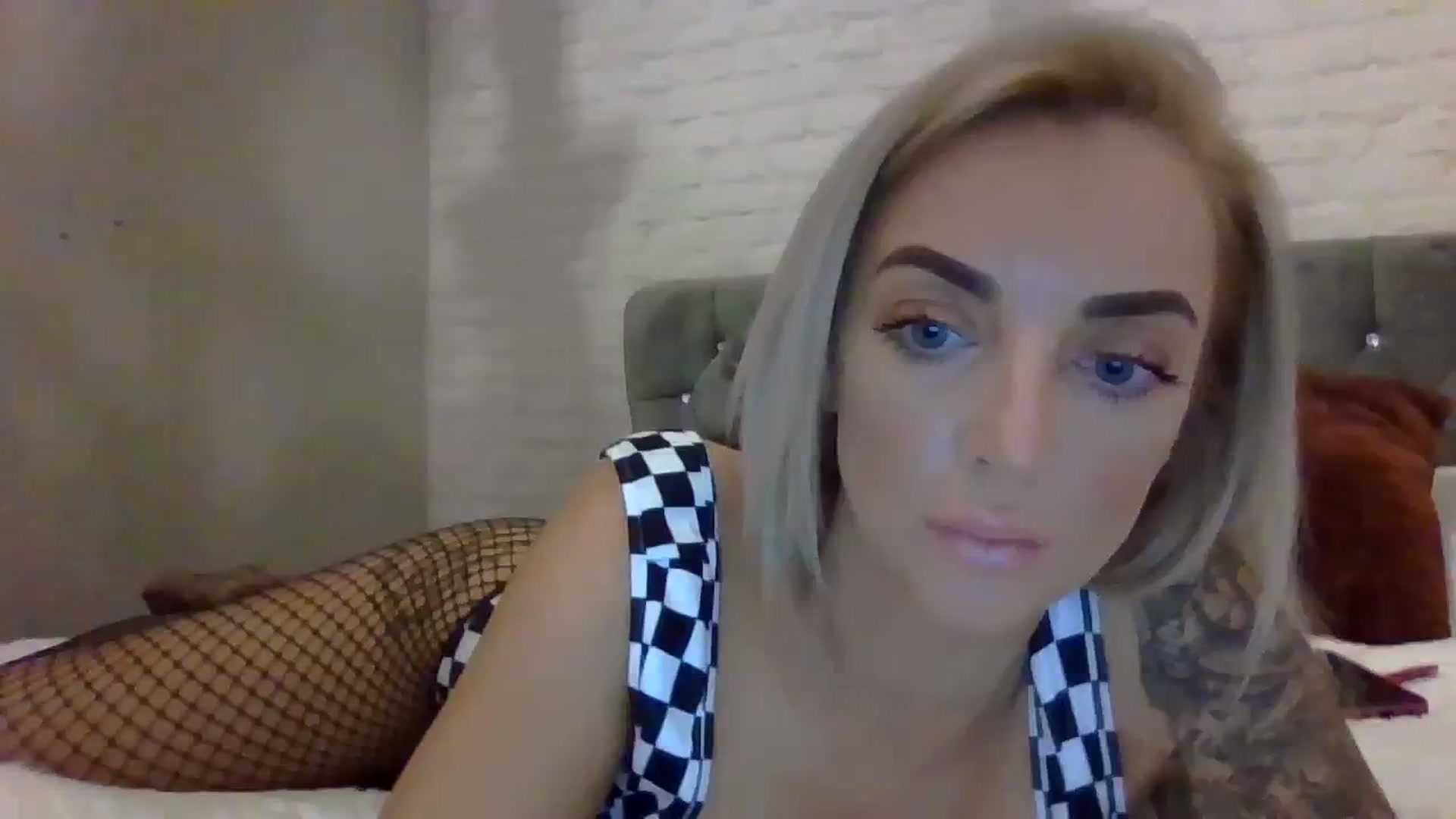 Gallery image thumbnail from Cherry_sour's myfreecams stream on, 11/02/2023, 11:17 image 16 of 20