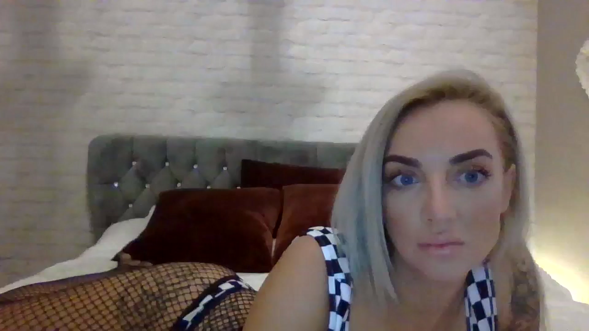 Gallery image thumbnail from Cherry_sour's myfreecams stream on, 11/02/2023, 11:17 image 1 of 20
