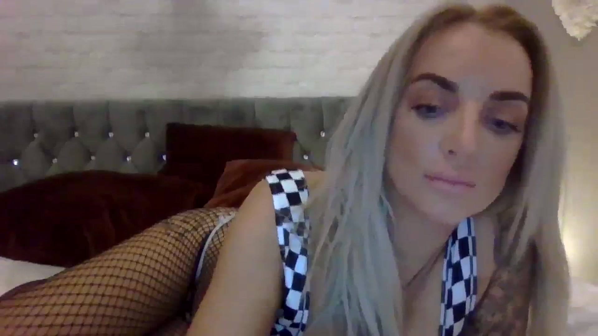 Gallery image thumbnail from Cherry_sour's myfreecams stream on, 11/02/2023, 13:48 image 12 of 20