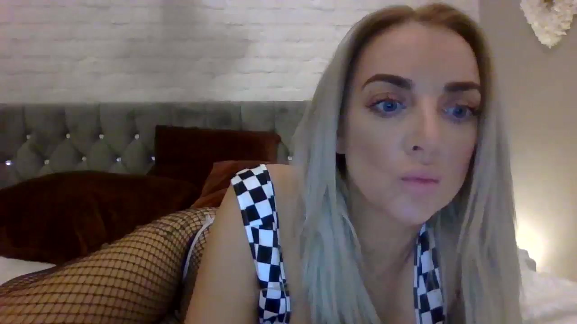 Gallery image thumbnail from Cherry_sour's myfreecams stream on, 11/02/2023, 13:48 image 18 of 20