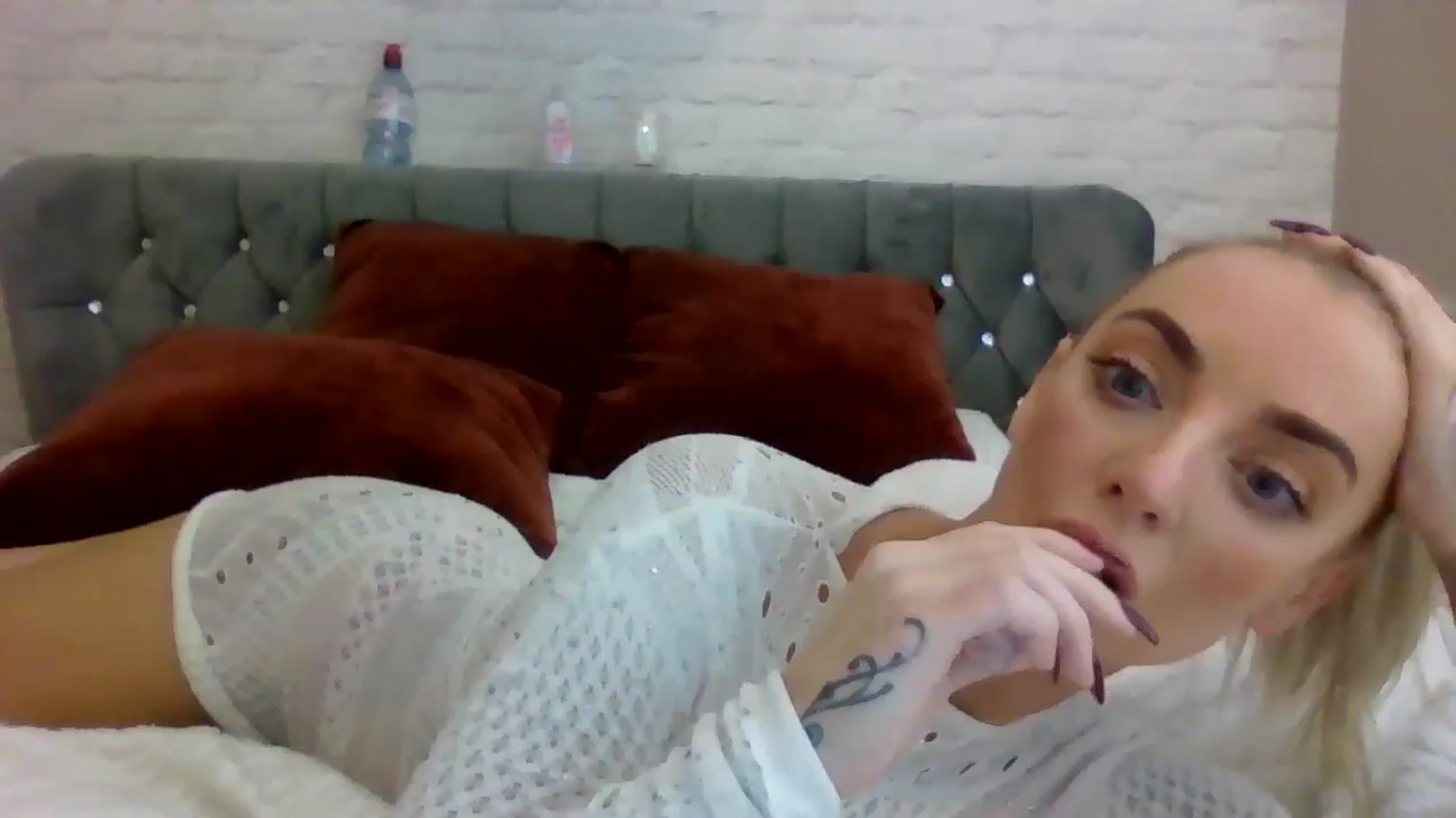 Gallery image thumbnail from Cherry_sour's myfreecams stream on, 11/05/2023, 12:51 image 17 of 20