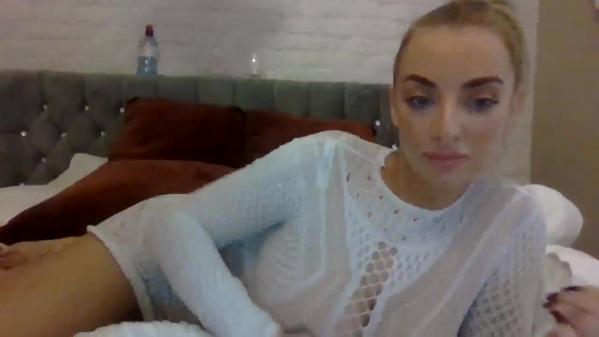 Gallery image thumbnail from Cherry_sour's myfreecams stream on, 11/05/2023, 12:51 image 10 of 20