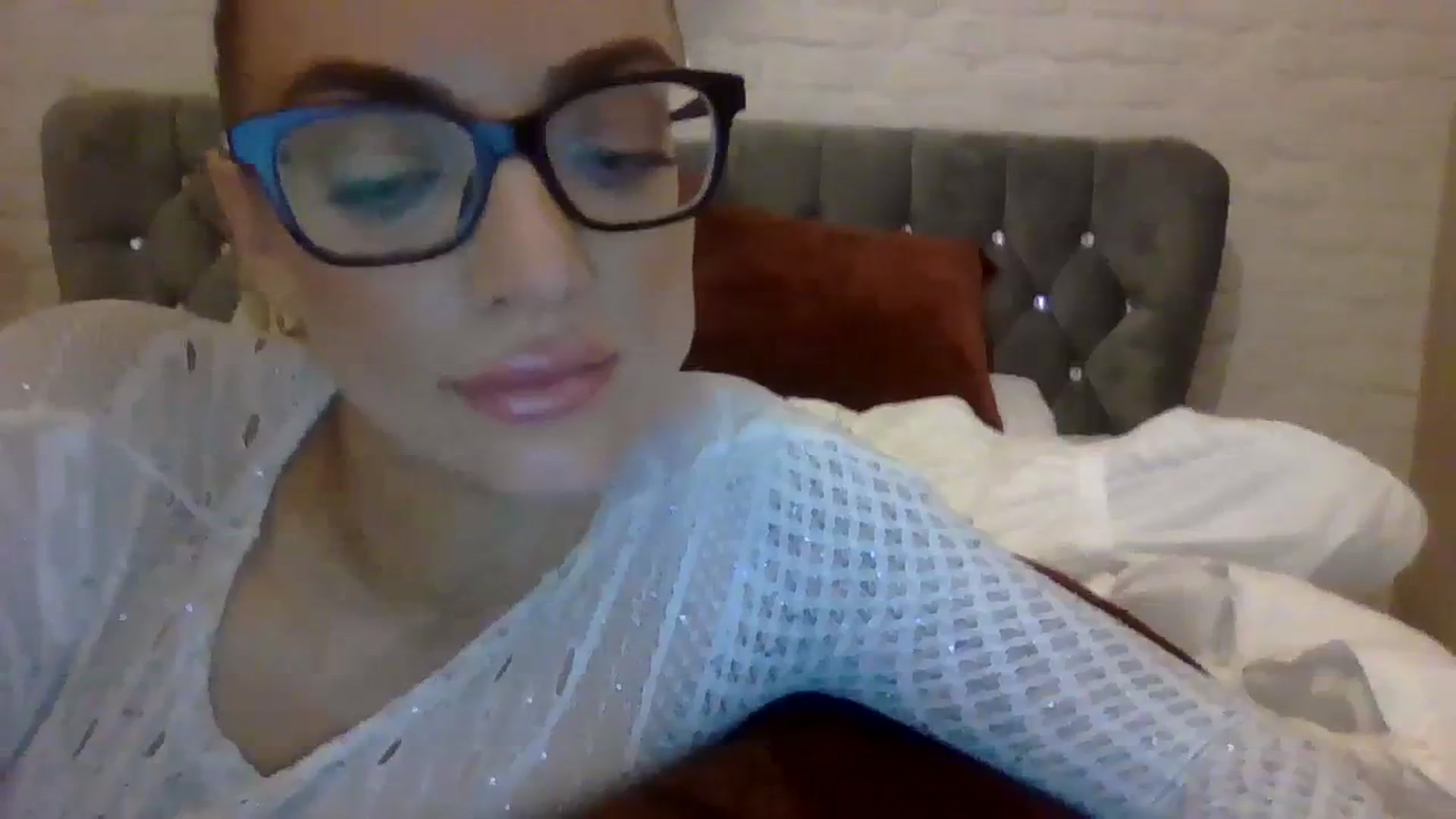 Gallery image thumbnail from Cherry_sour's myfreecams stream on, 11/05/2023, 14:56 image 3 of 20