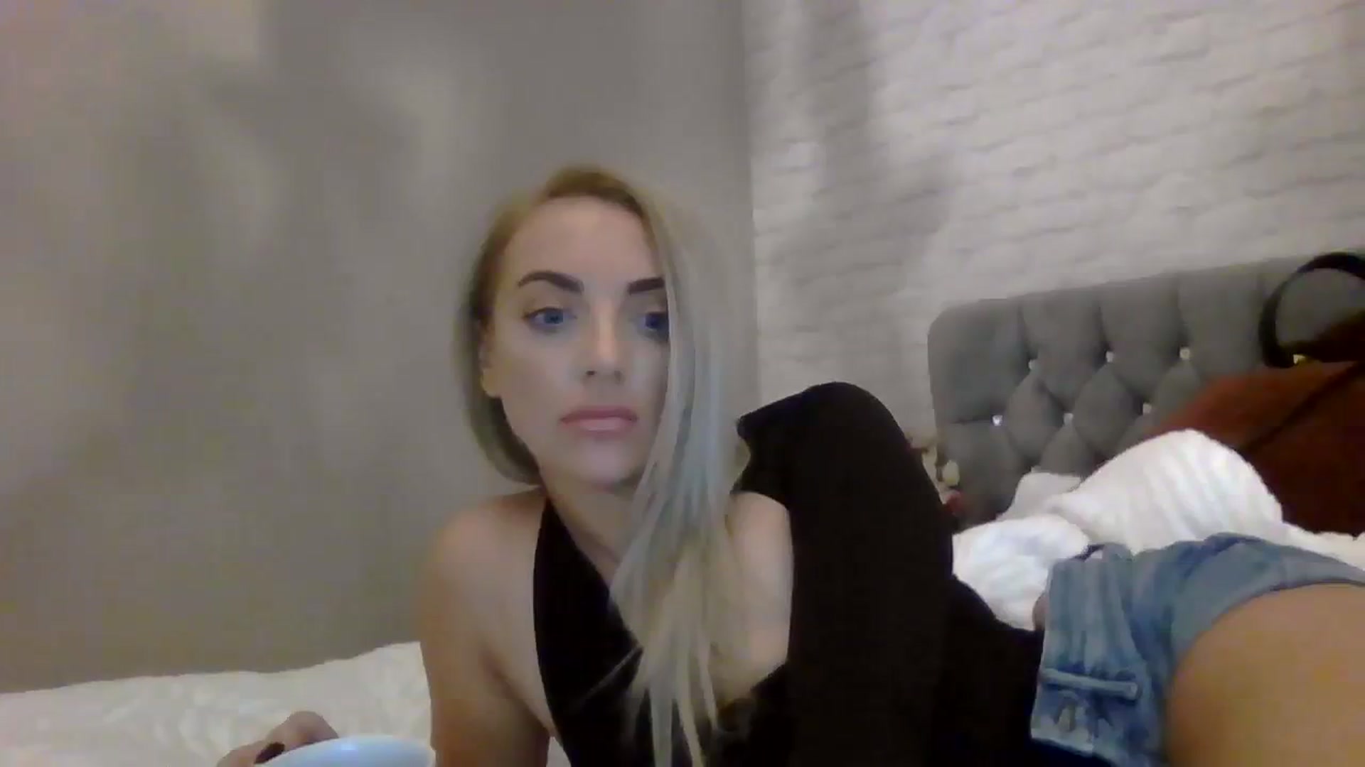 Gallery image thumbnail from Cherry_sour's myfreecams stream on, 11/07/2023, 12:20 image 18 of 20