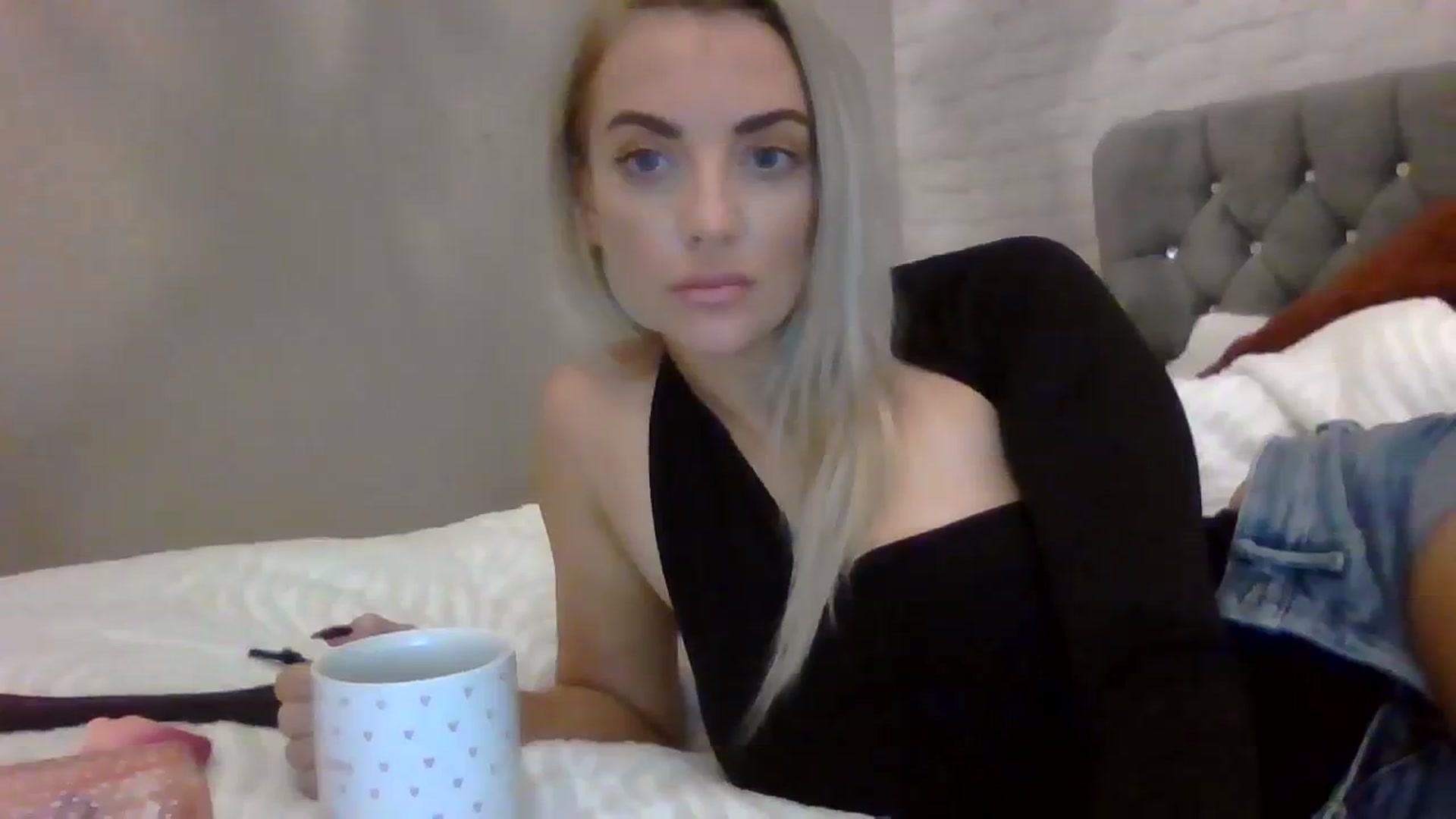 Gallery image thumbnail from Cherry_sour's myfreecams stream on, 11/07/2023, 12:20 image 20 of 20