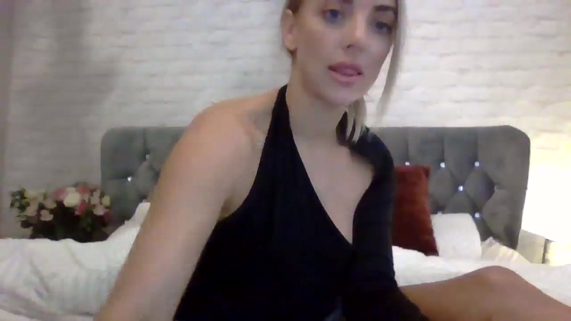 Gallery image thumbnail from Cherry_sour's myfreecams stream on, 11/07/2023, 12:20 image 13 of 20