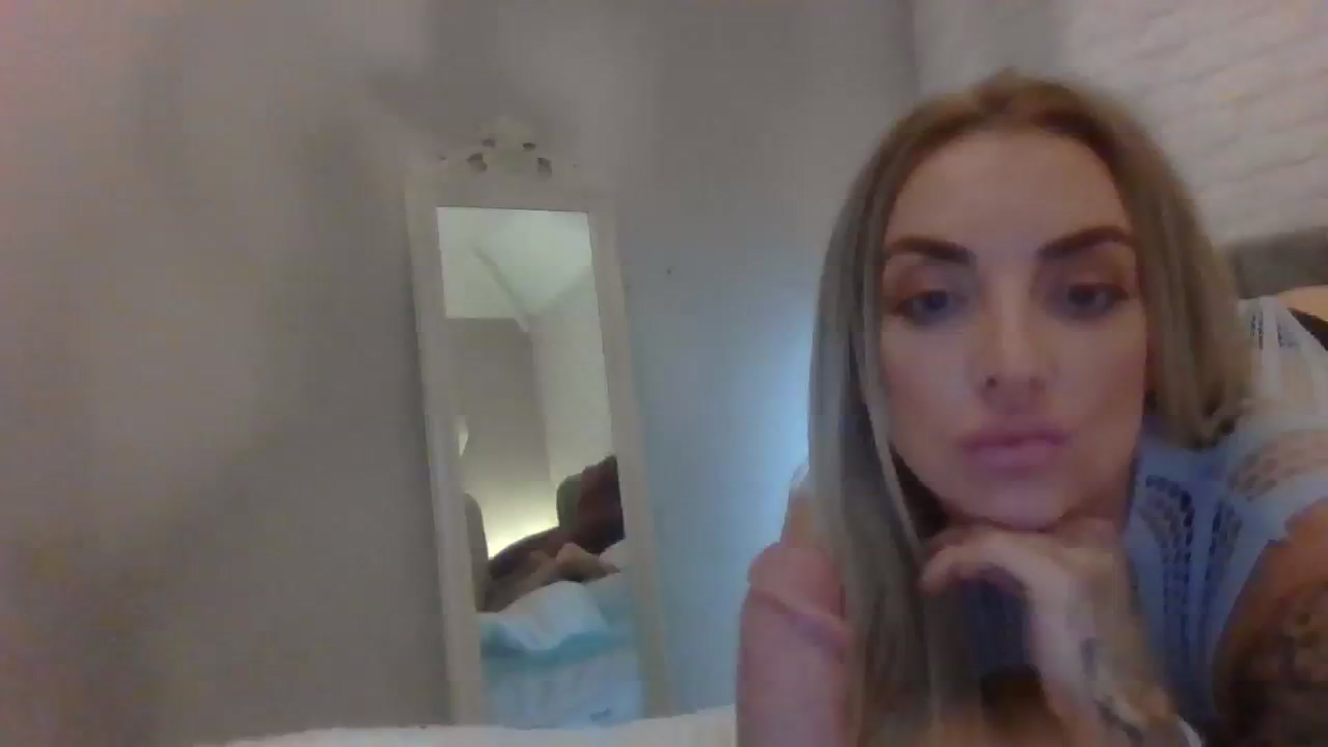Gallery image thumbnail from Cherry_sour's myfreecams stream on, 11/08/2023, 13:52 image 15 of 20
