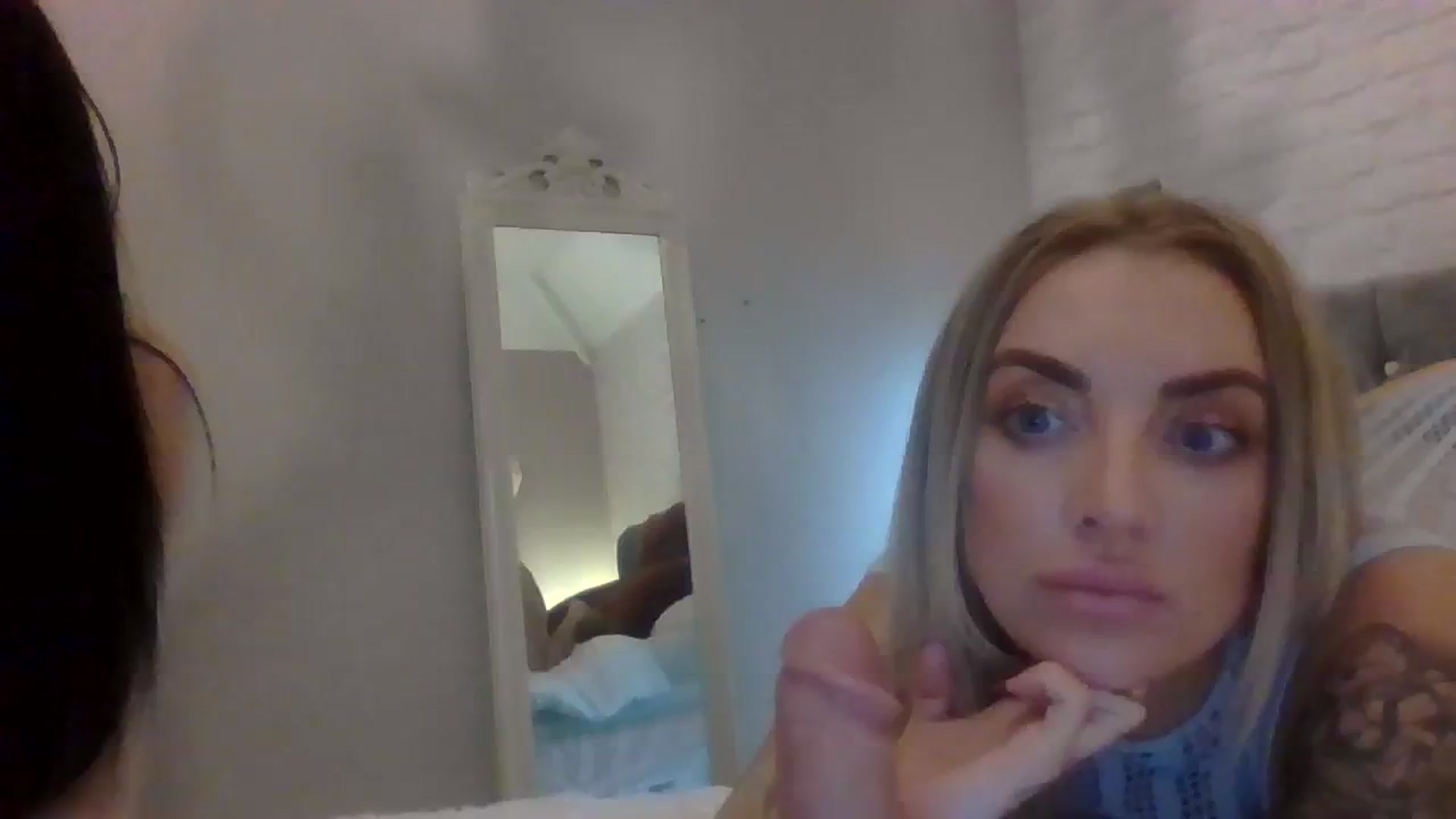 Gallery image thumbnail from Cherry_sour's myfreecams stream on, 11/08/2023, 13:52 image 16 of 20