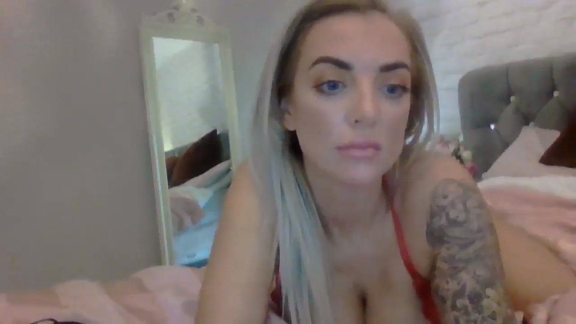 Gallery image thumbnail from Cherry_sour's myfreecams stream on, 11/09/2023, 12:35 image 16 of 20