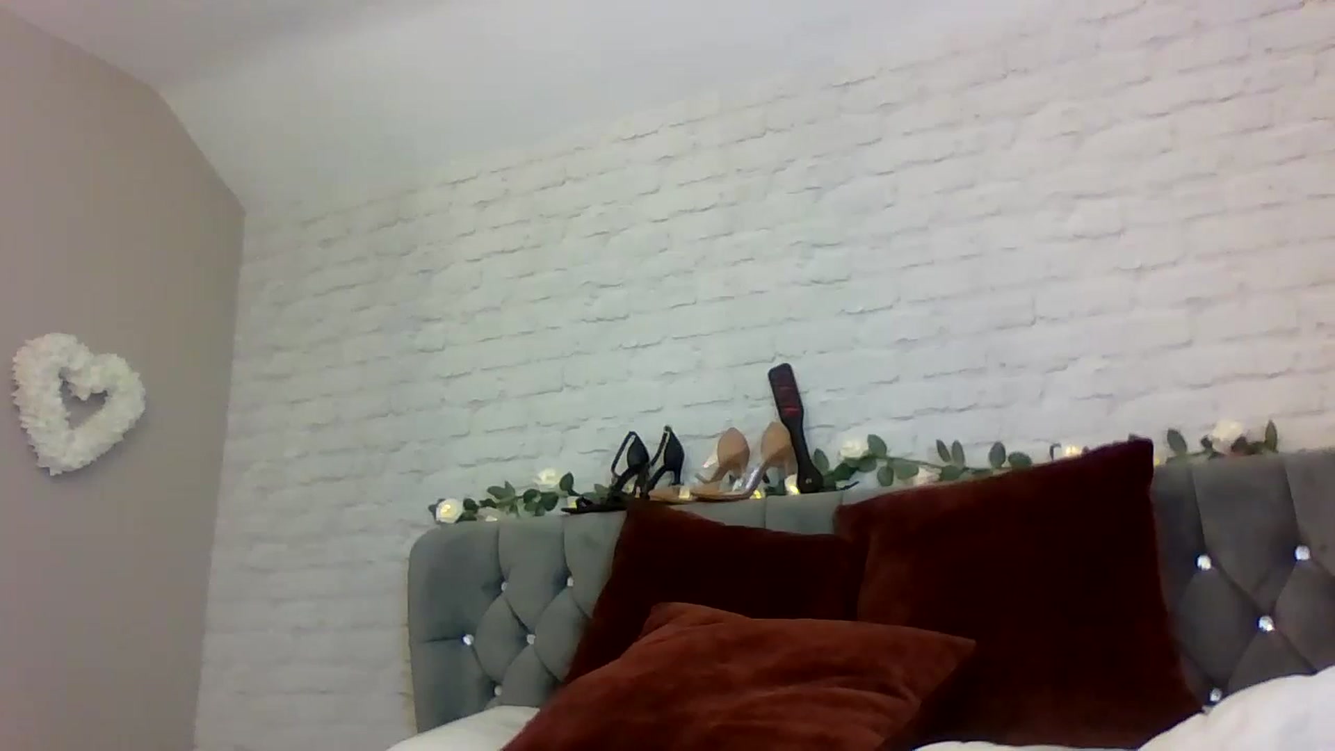 Gallery image thumbnail from Cherry_sour's myfreecams stream on, 11/17/2023, 13:13 image 13 of 20