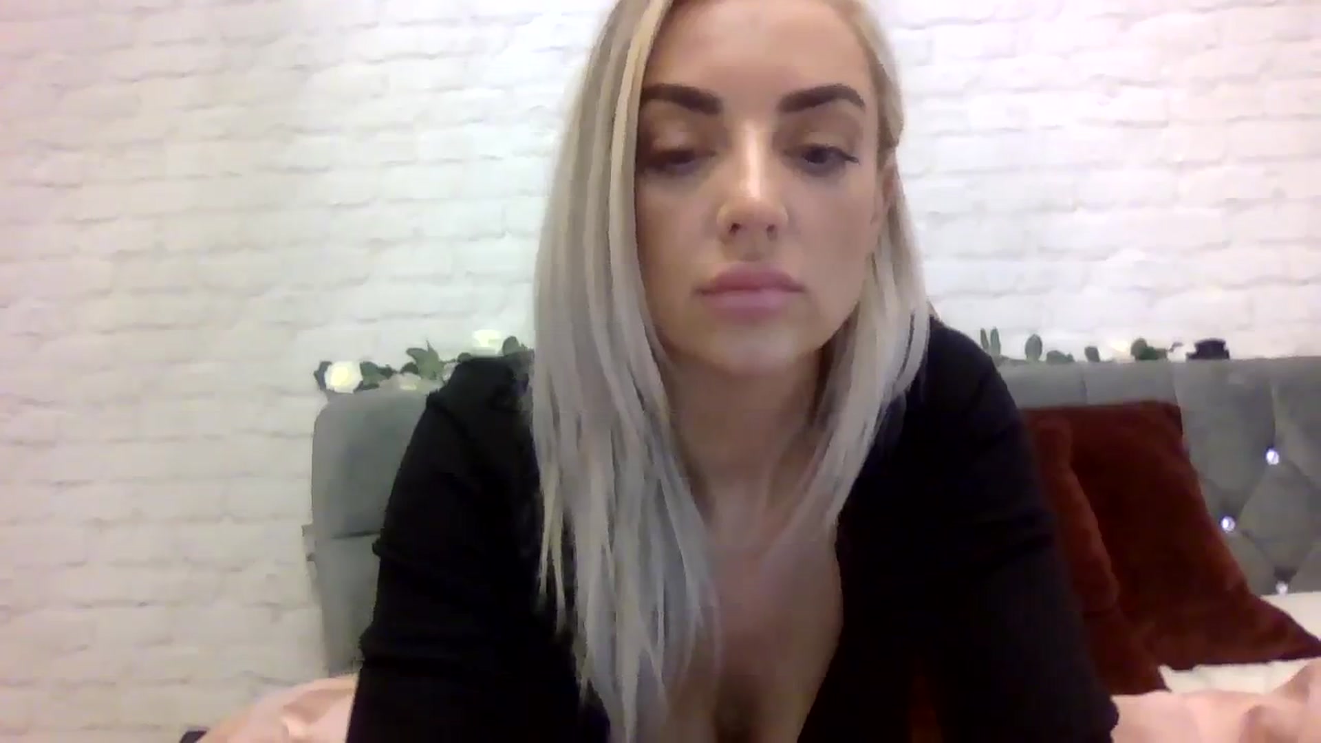 Gallery image thumbnail from Cherry_sour's myfreecams stream on, 11/21/2023, 14:30 image 18 of 20