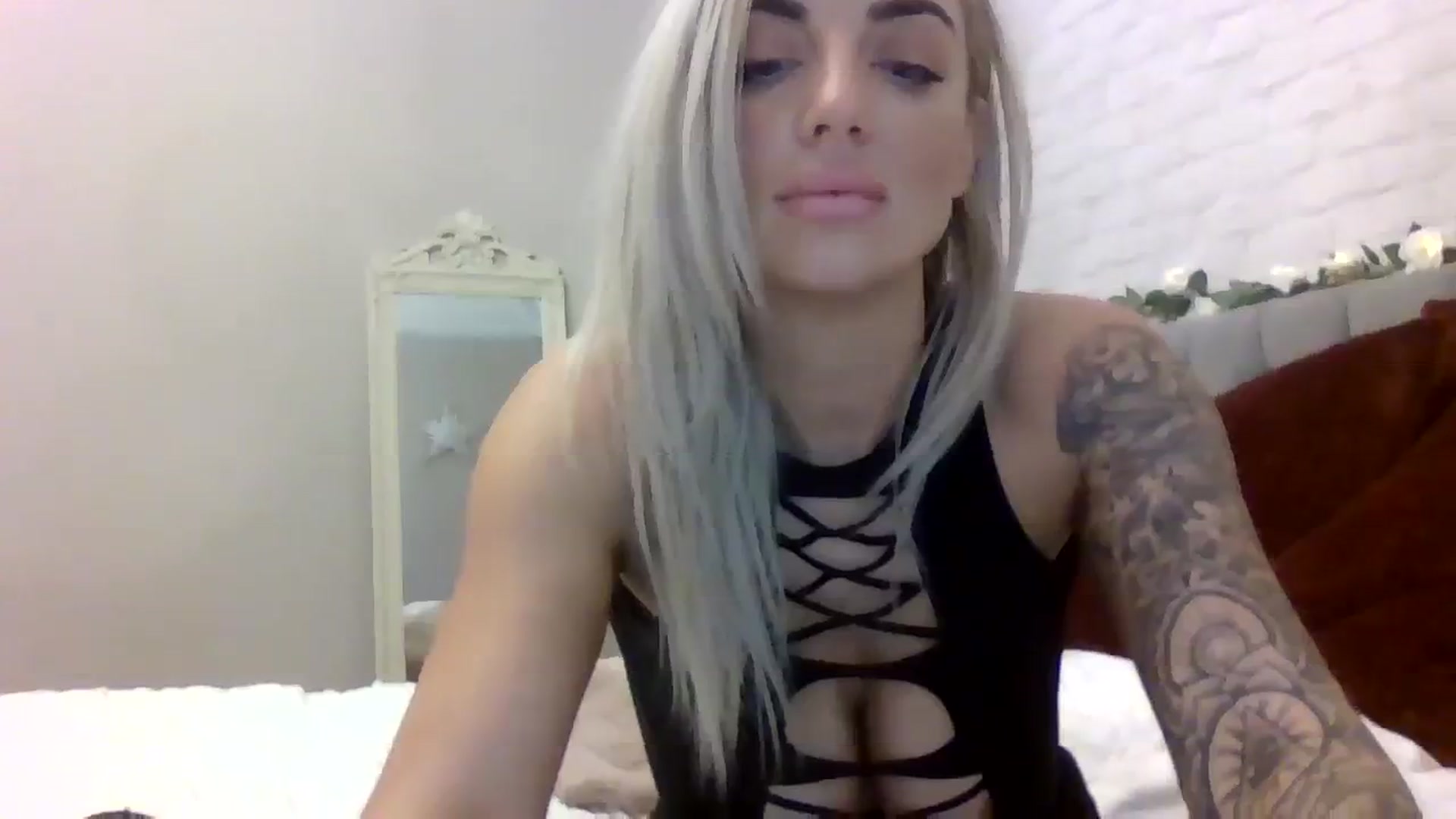 Gallery image thumbnail from Cherry_sour's myfreecams stream on, 11/22/2023, 12:09 image 18 of 20