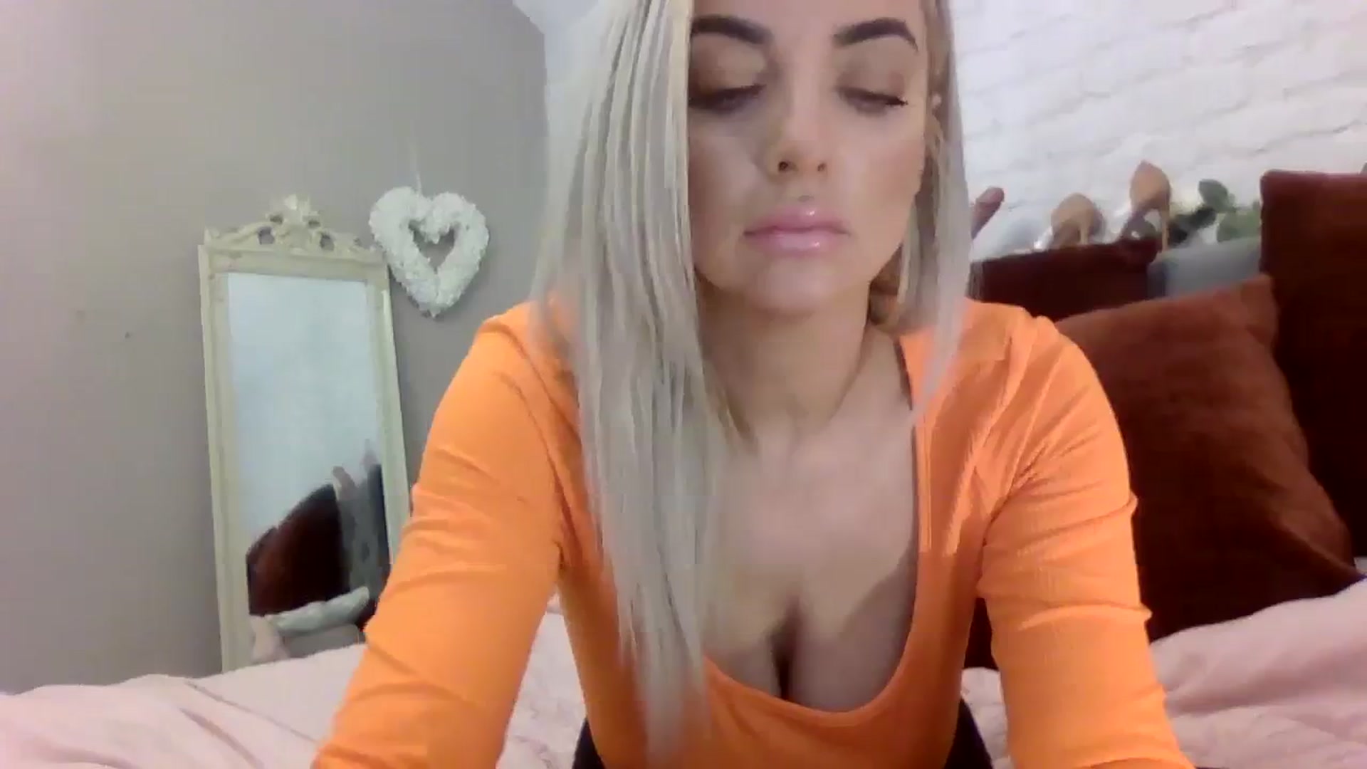 Gallery image thumbnail from Cherry_sour's myfreecams stream on, 11/23/2023, 11:30 image 16 of 20