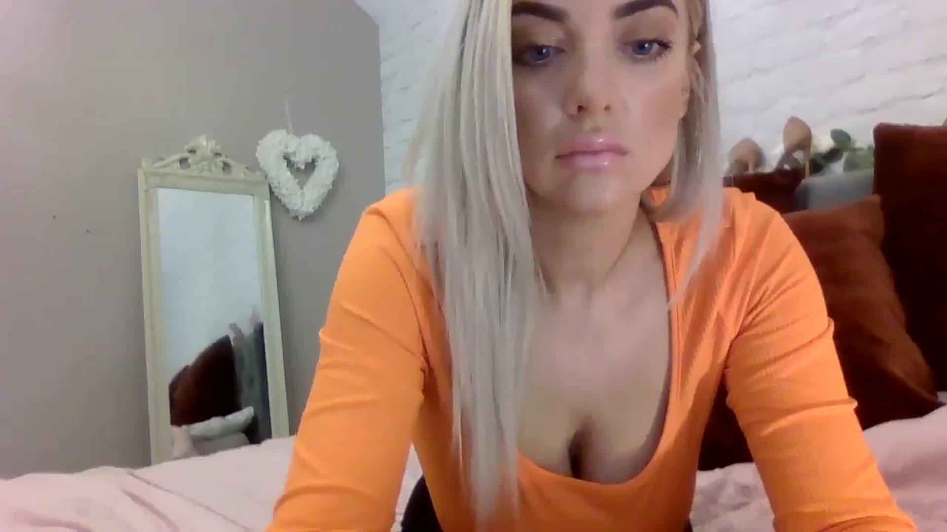 Gallery image thumbnail from Cherry_sour's myfreecams stream on, 11/23/2023, 11:30 image 17 of 20