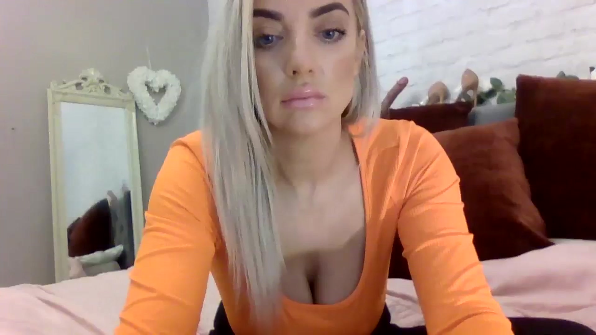 Gallery image thumbnail from Cherry_sour's myfreecams stream on, 11/23/2023, 11:30 image 7 of 20