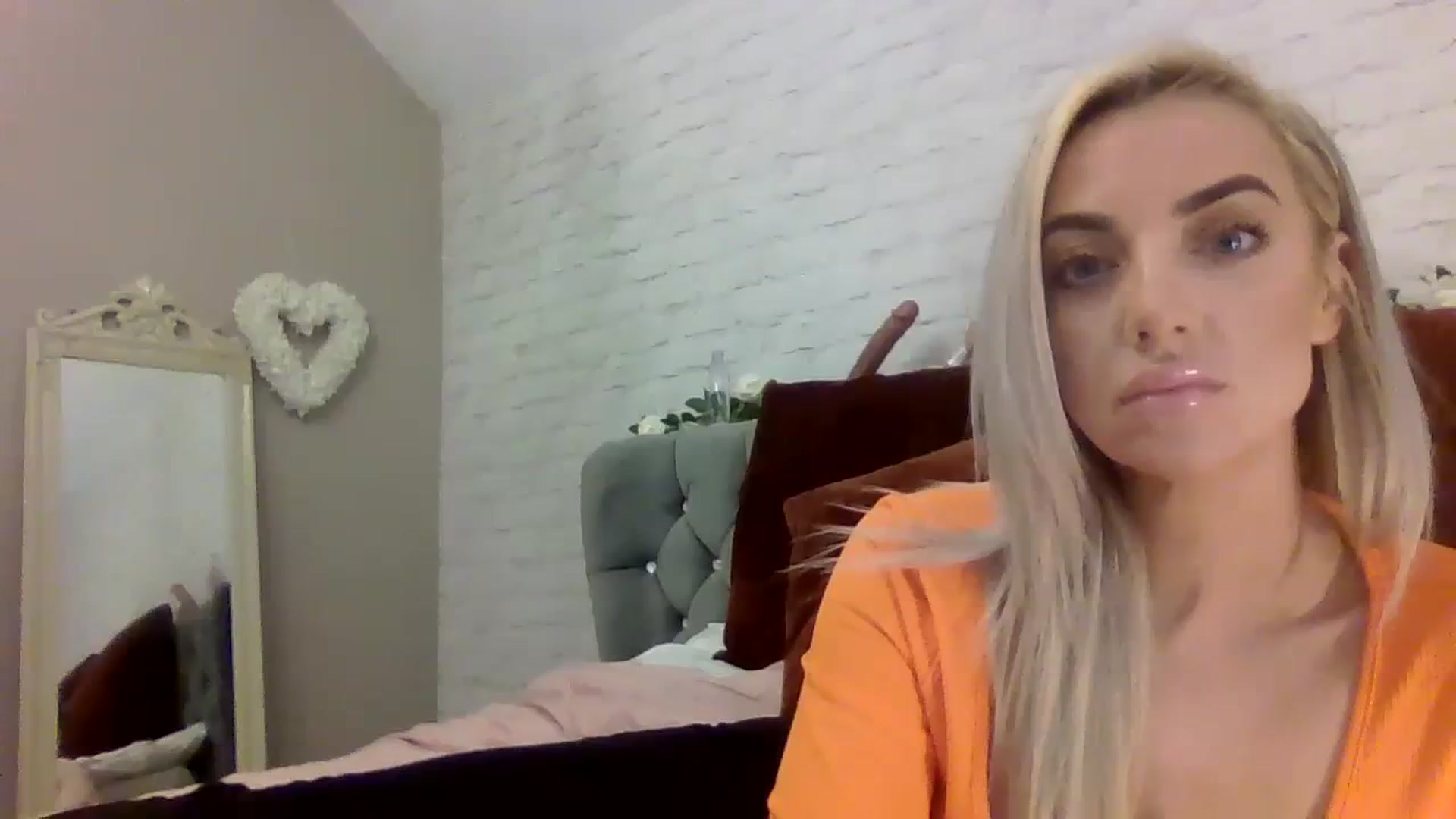 Gallery image thumbnail from Cherry_sour's myfreecams stream on, 11/23/2023, 11:30 image 18 of 20