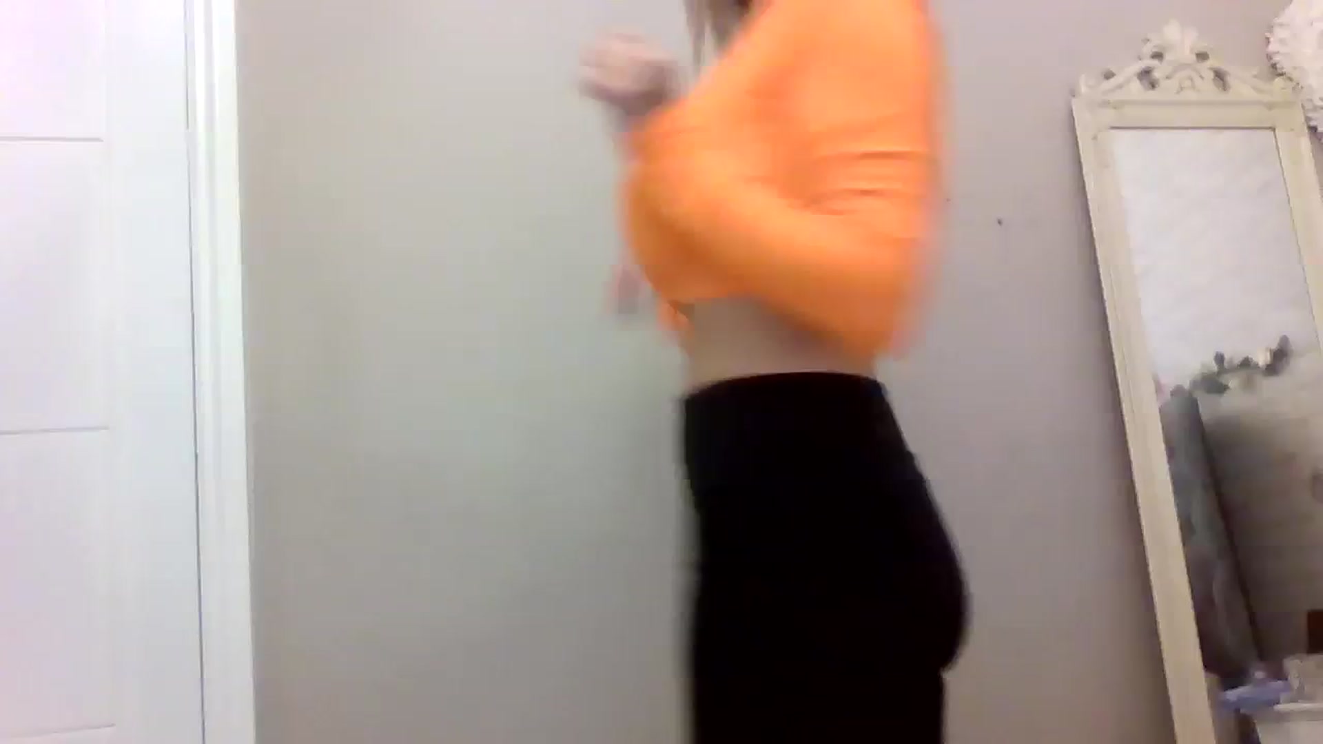 Gallery image thumbnail from Cherry_sour's myfreecams stream on, 11/23/2023, 12:58 image 19 of 20