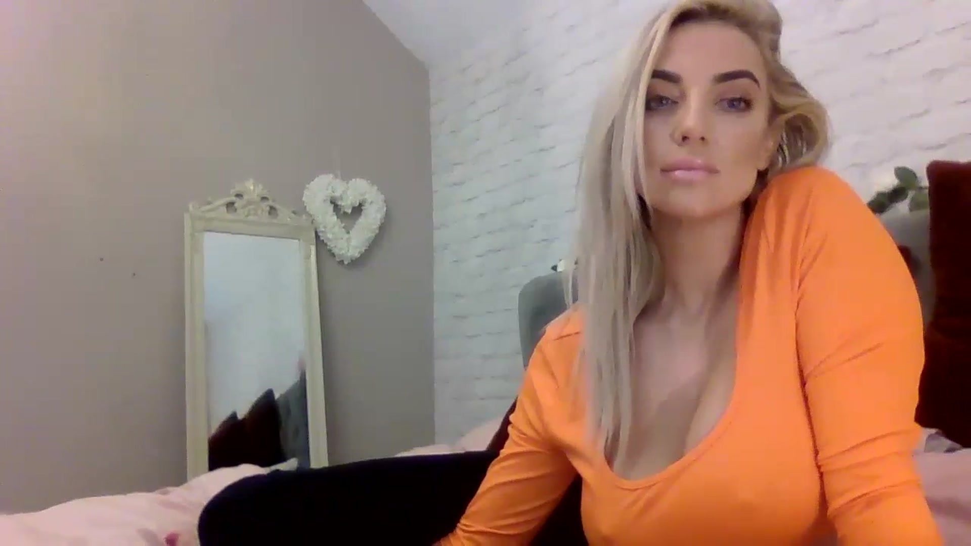 Gallery image thumbnail from Cherry_sour's myfreecams stream on, 11/23/2023, 12:58 image 2 of 20