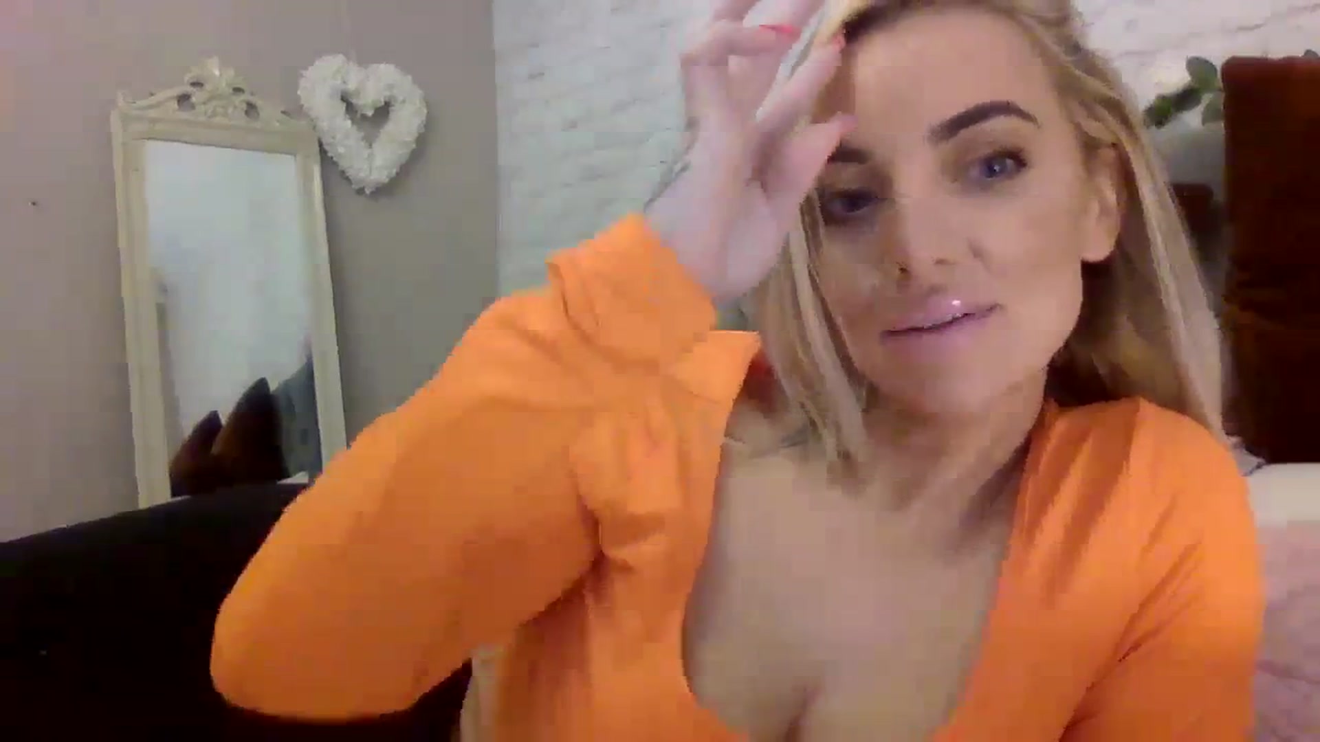 Gallery image thumbnail from Cherry_sour's myfreecams stream on, 11/23/2023, 13:39 image 3 of 20